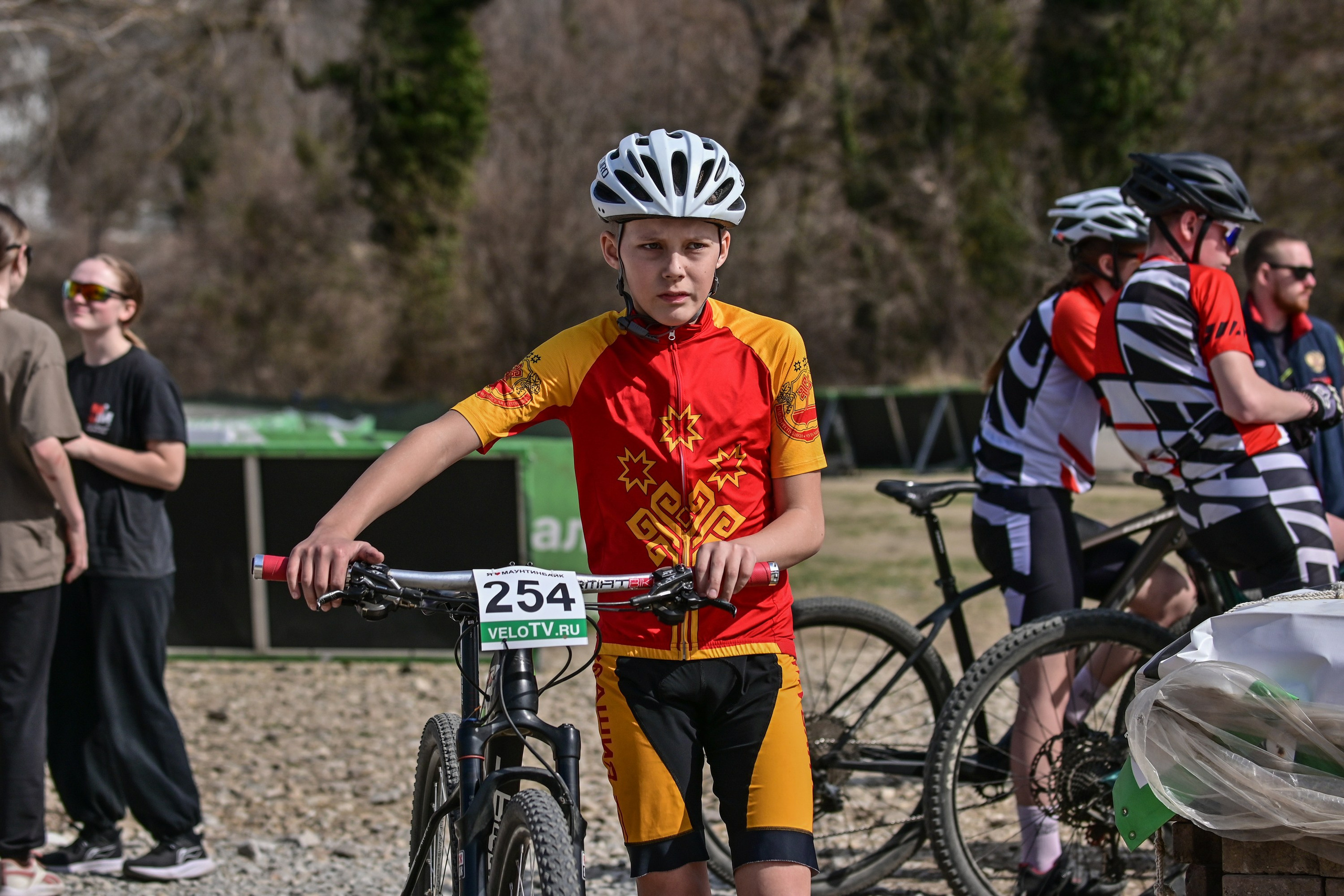 Маунтинбайк, кросс-кантри в Архипо-Осиповке 16 марта 2025. Спортивный фотограф, фотожурналист Павел Ларькин