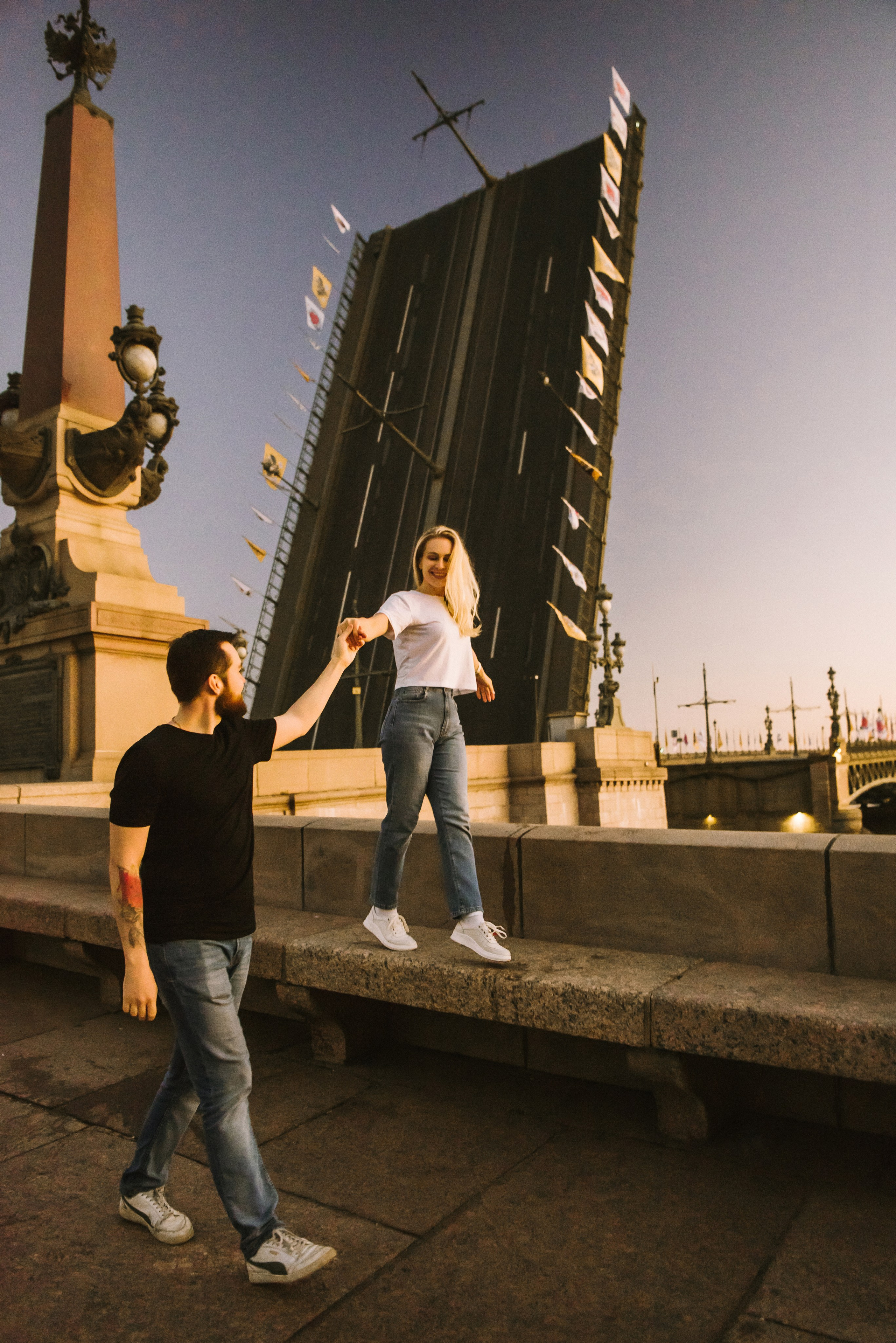 Лера и Женя. Разводные мосты. Рассвет. Свадебный фотограф в Санкт-Петербурге София Шубик