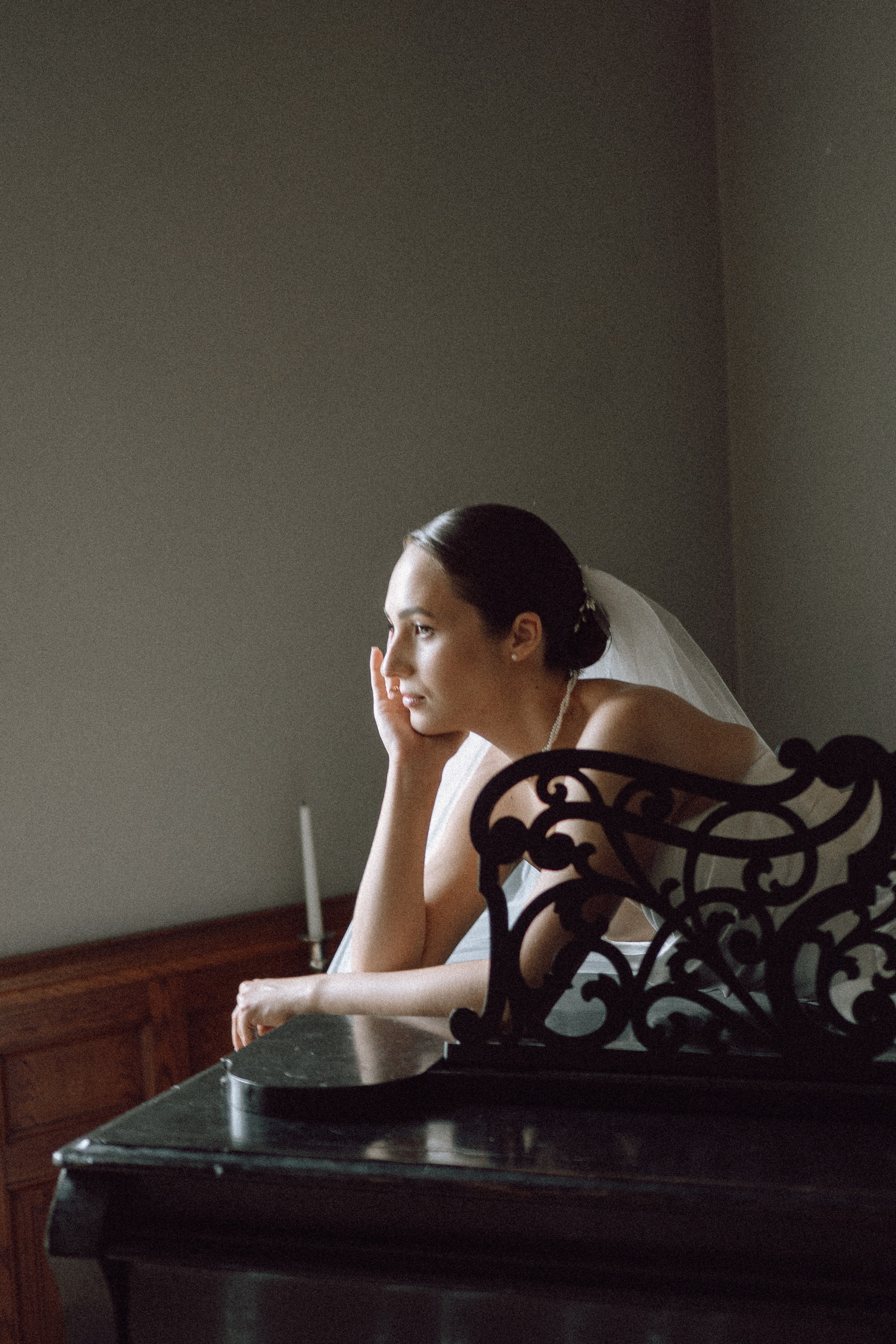 СВАДЕБНАЯ ПРОГУЛКА В САНТК-ПЕТЕРБУРГЕ (ИСАКИЕВСКИЙ СОБОР, ЗИМНЯЯ КАНАВКА, ЭРМИТАЖ И БОЛЬШАЯ МОРСКАЯ УЛИЦА). Профессиональный фотограф, Санкт-Петербург — Виктория Богомолова