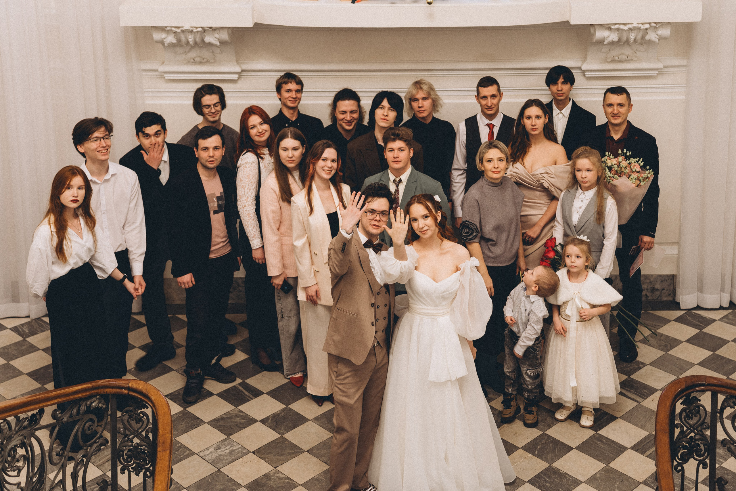 СВАДЕБНАЯ СЬЕМКА ВО ВТОРОМ ДВОРЦЕ С ГОСТЯМИ И ПРОГУЛКА В ТАВРИЧЕСКОМ САДУ. Профессиональный фотограф, Санкт-Петербург — Виктория Богомолова