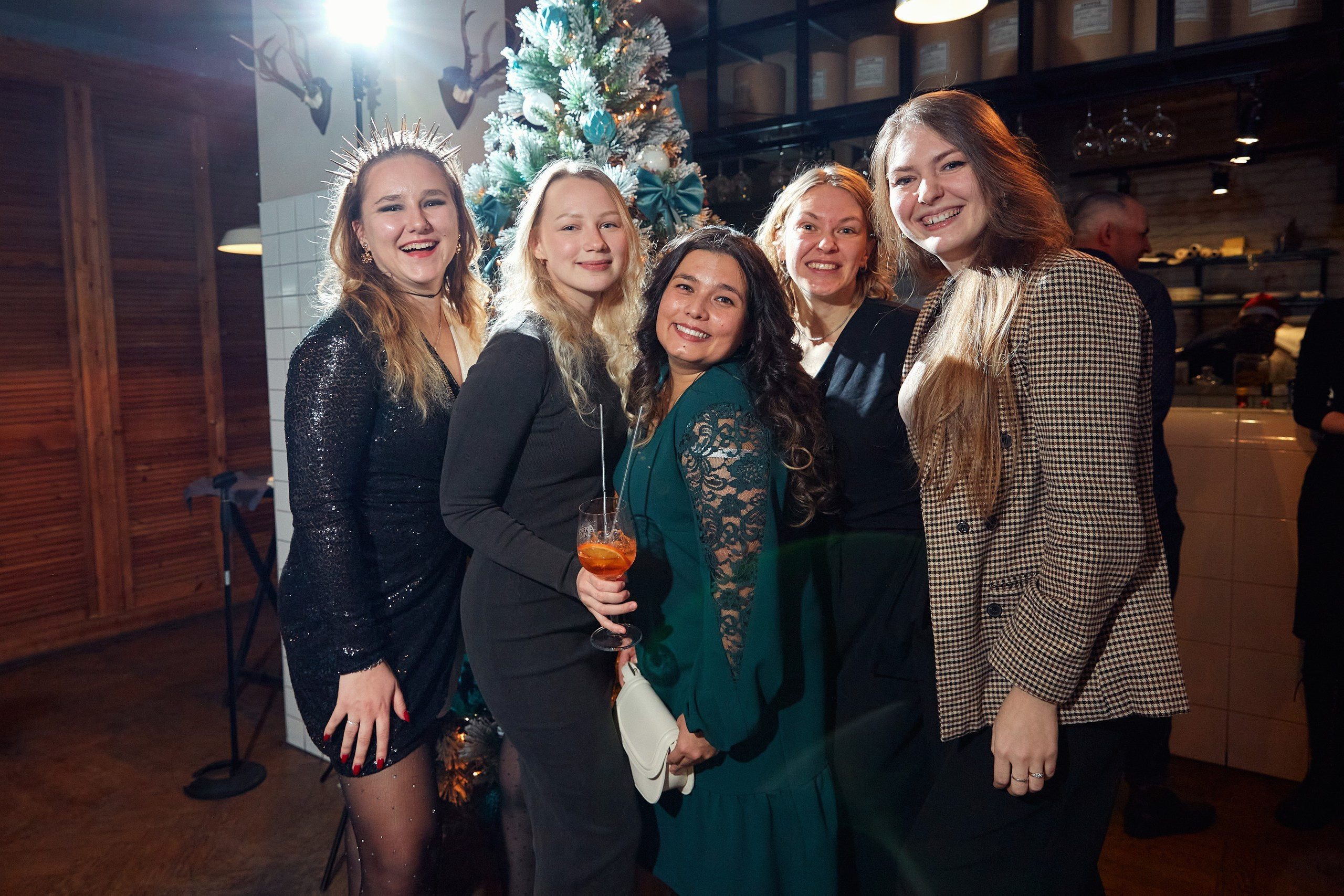 Компании Miraitech-Mavstech / Ресторан MUKKA. Антон Артюшин, портретный фотограф. Москва