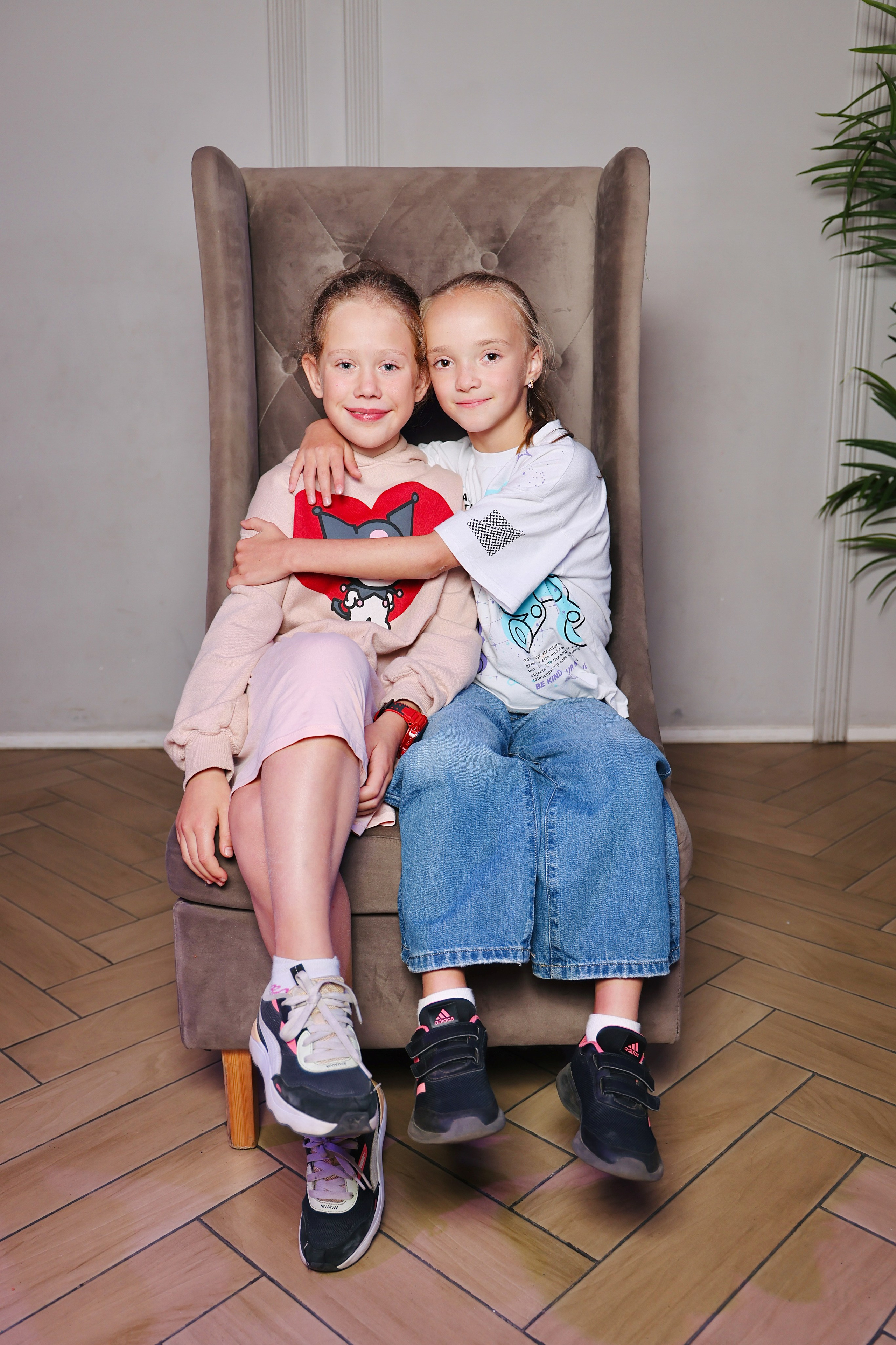 День рождения Ники и Софьи 8 и 12 лет. Фотограф Алексей Солопов