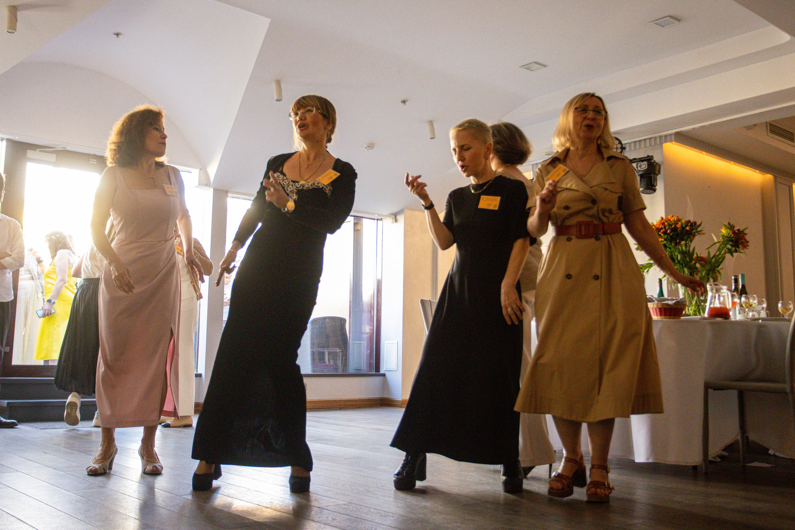 Встреча выпускников. Стоматологи СПб. Семейный фотограф в Вышнем Волочке — Ульяна Иванова | Фотосессии для всей семьи