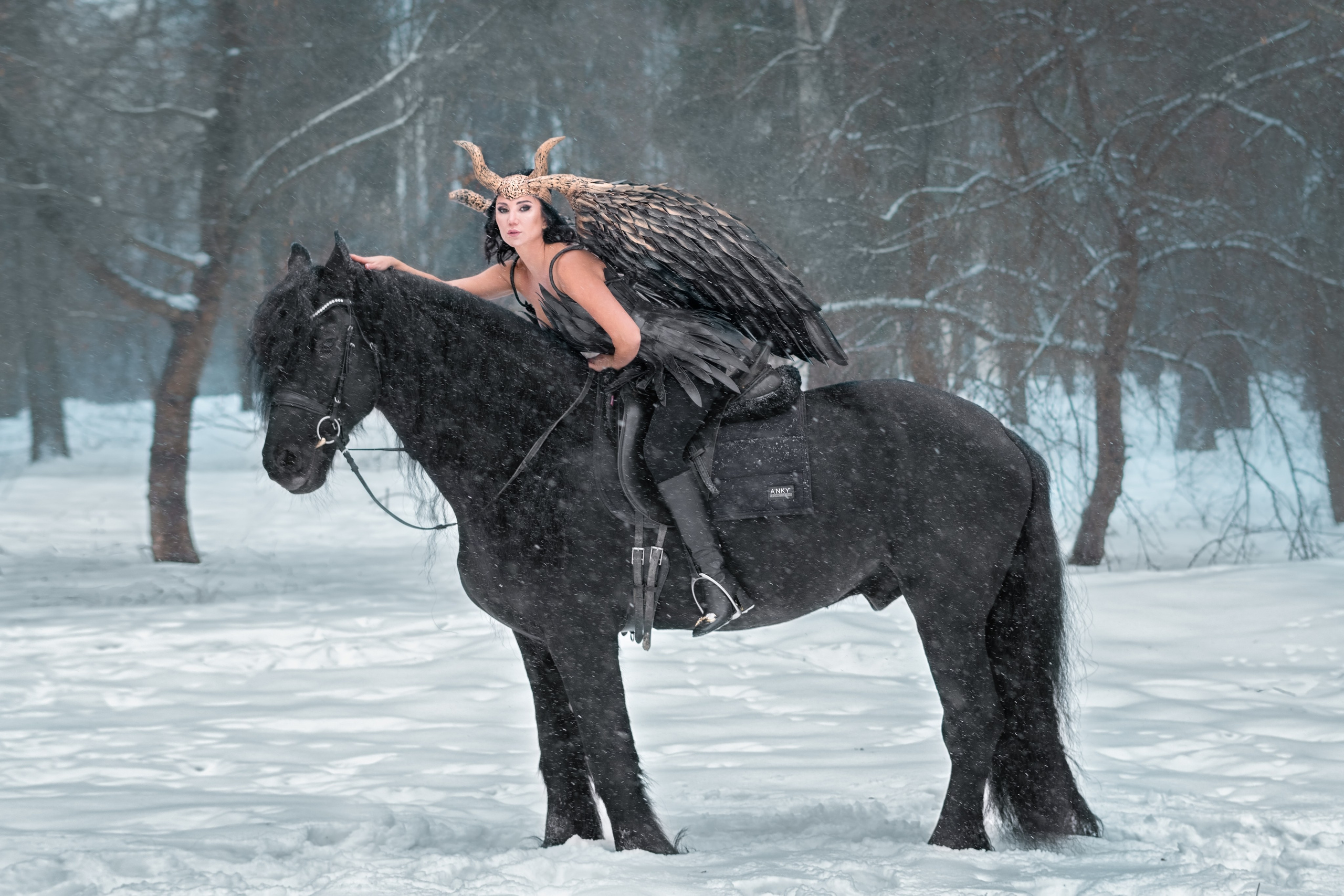 Фотосессия с лошадьми и съемки с конем в Москве от фотографа Елены Жмельковой