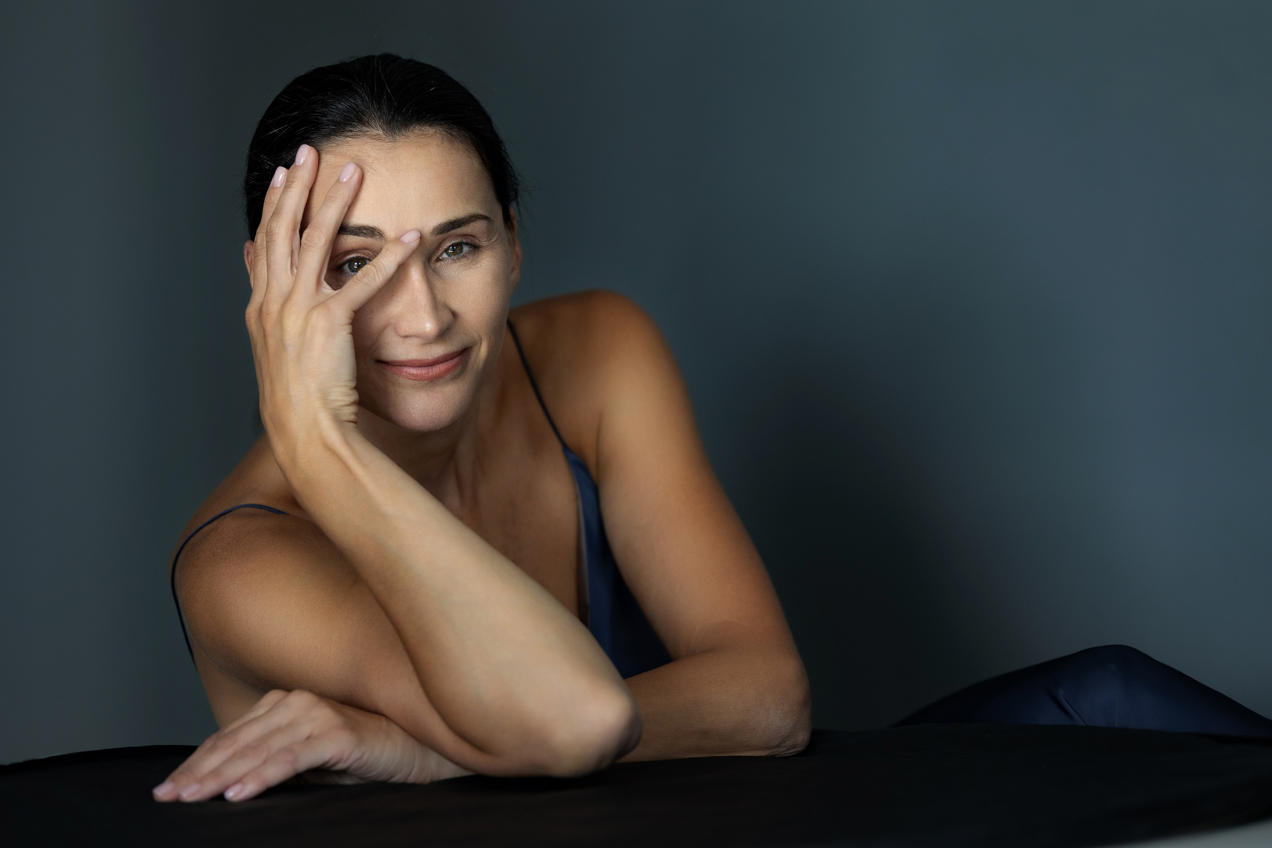 Солнечный свет и просторная студия. Фотограф в Москве портреты | репортажи | спорт