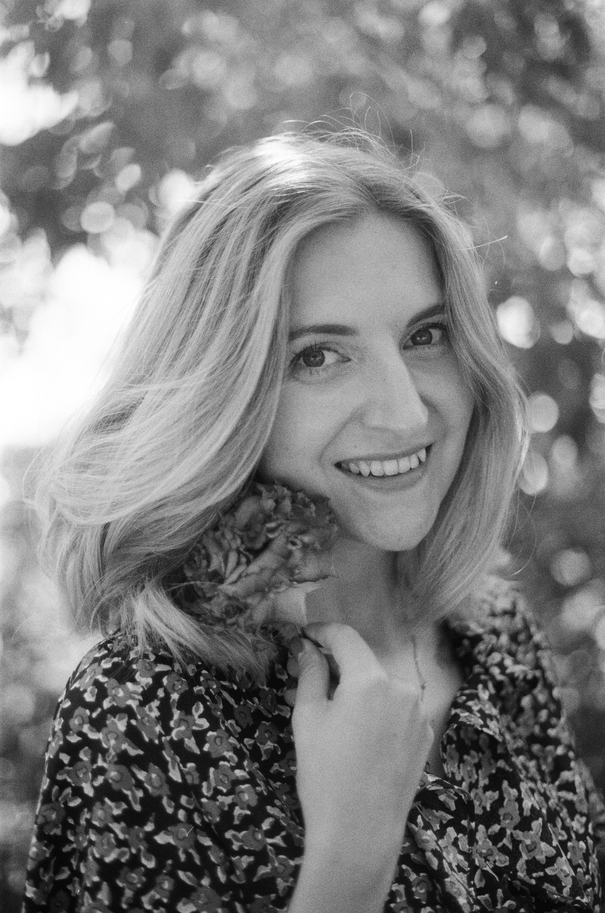 Оля, пленка. Профессиональный Фотограф во Владимире, в Москве и в Суздале — Полина Романычева