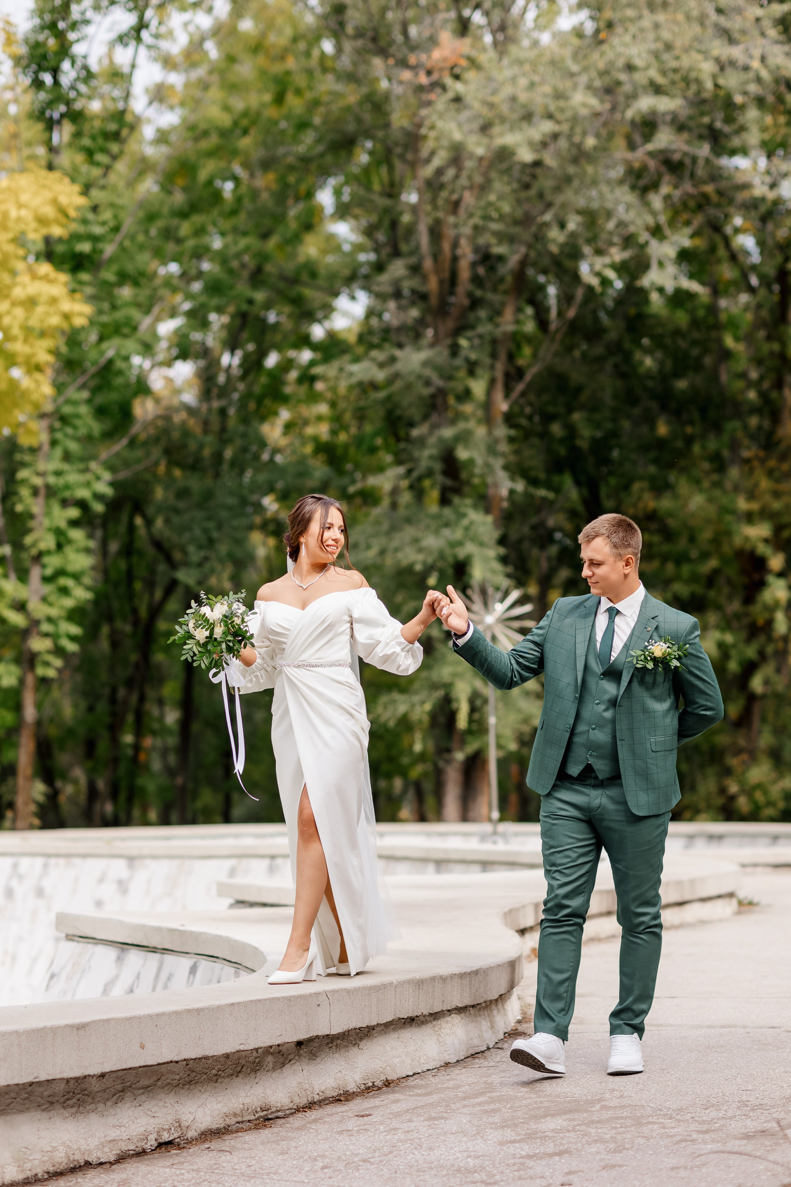 Олег и Юлия. Свадебная прогулка. Свадебный фотограф в Хабаровске