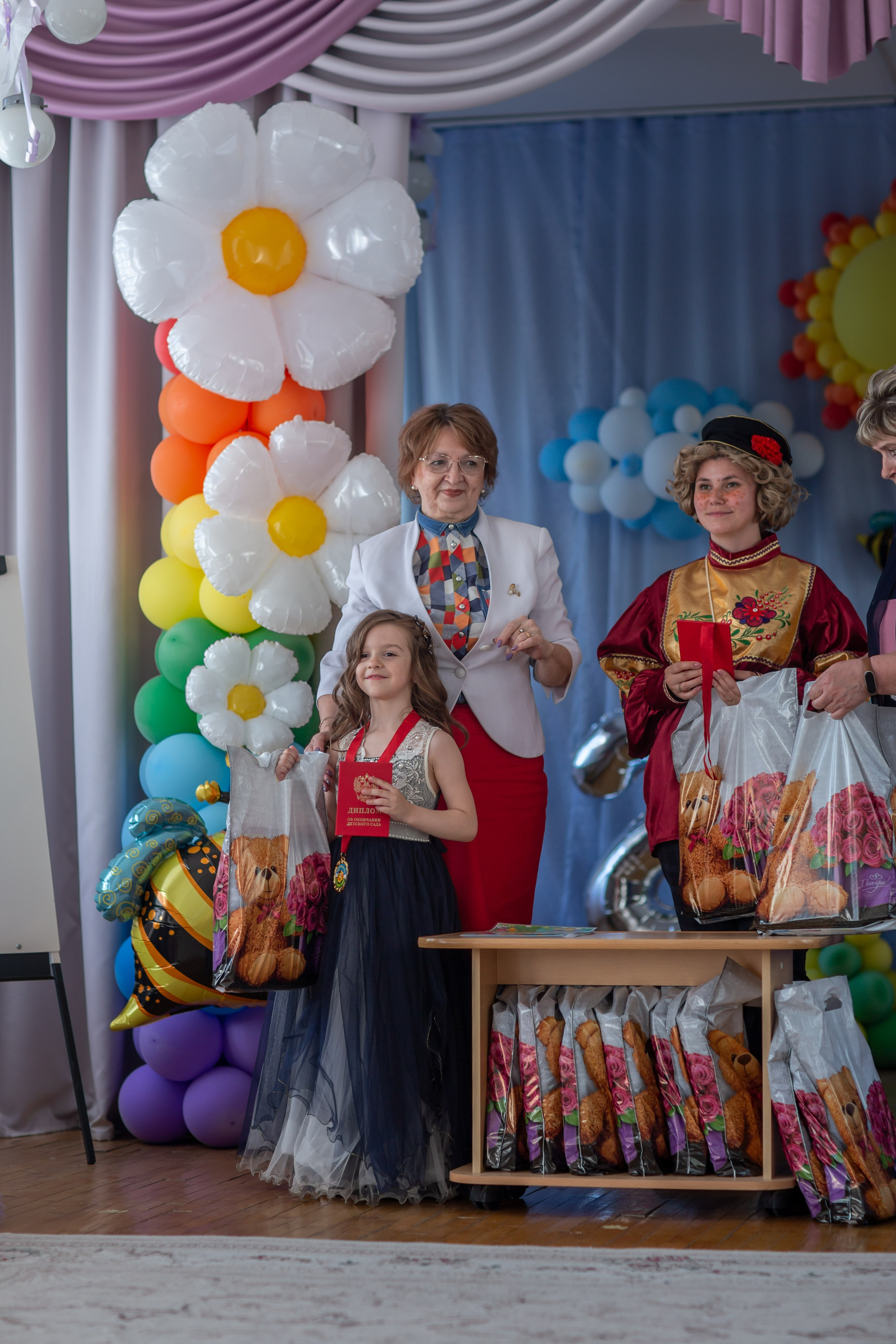 Выпускной ДС Колпино_2024 год. Семейный фотограф в Санкт-Петербурге