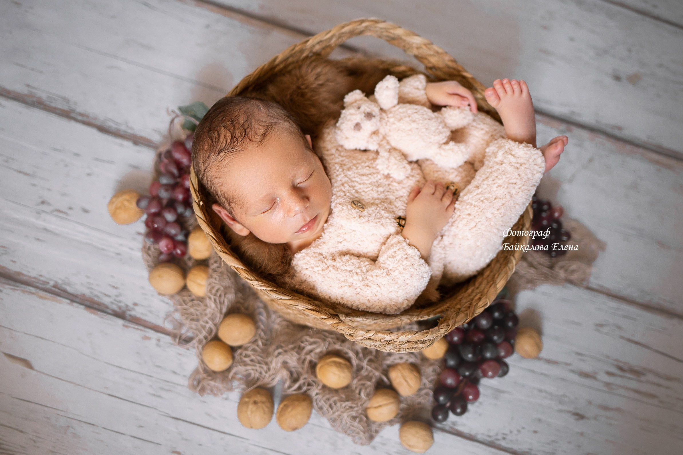 Фотосессия новорожденного. Фотограф новорожденных в Новосибирске
