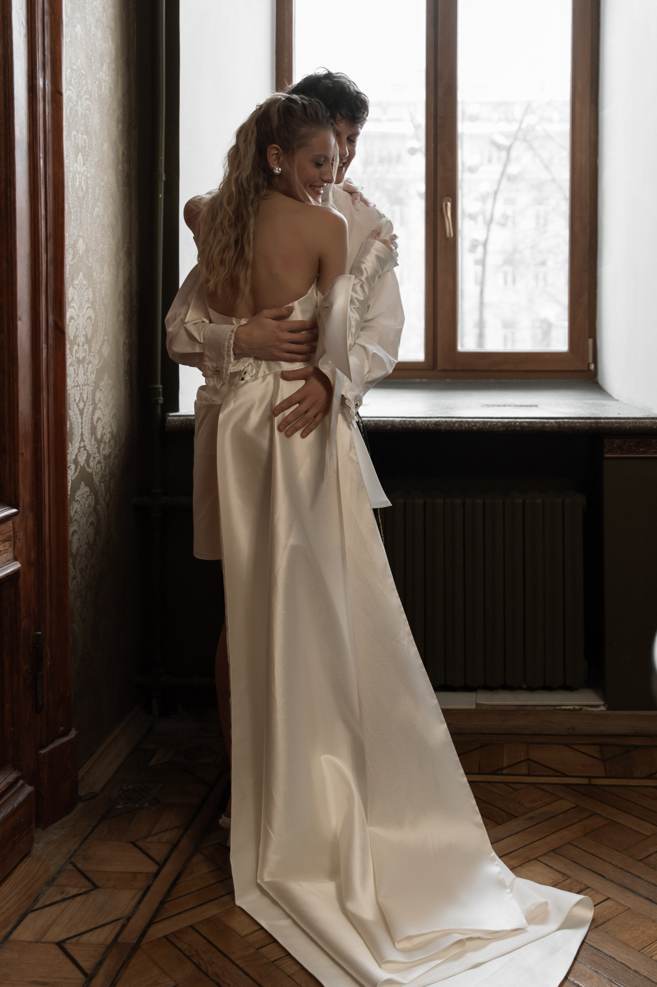 Свадебная съемка в исторической квартире на Чистых прудах. Ярослава Ерина — свадебный фотограф в Москве