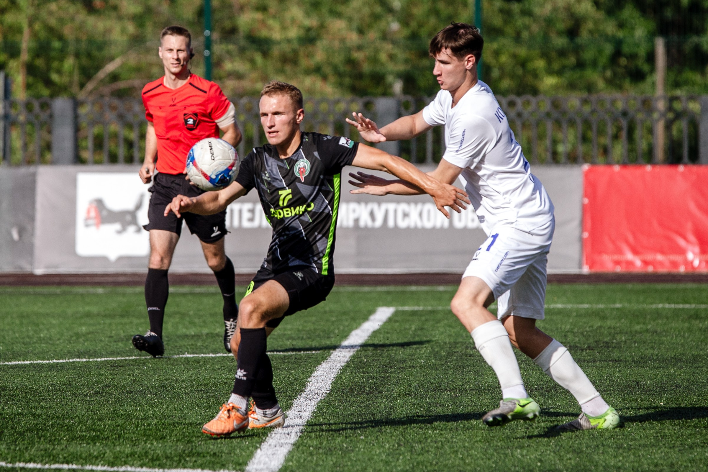 Первенство России по футболу LEON-Вторая лига Б | ФК Иркутск — Чертаново (Москва) | 24.08.25. Фотограф в Иркутске Евгения Айвазова