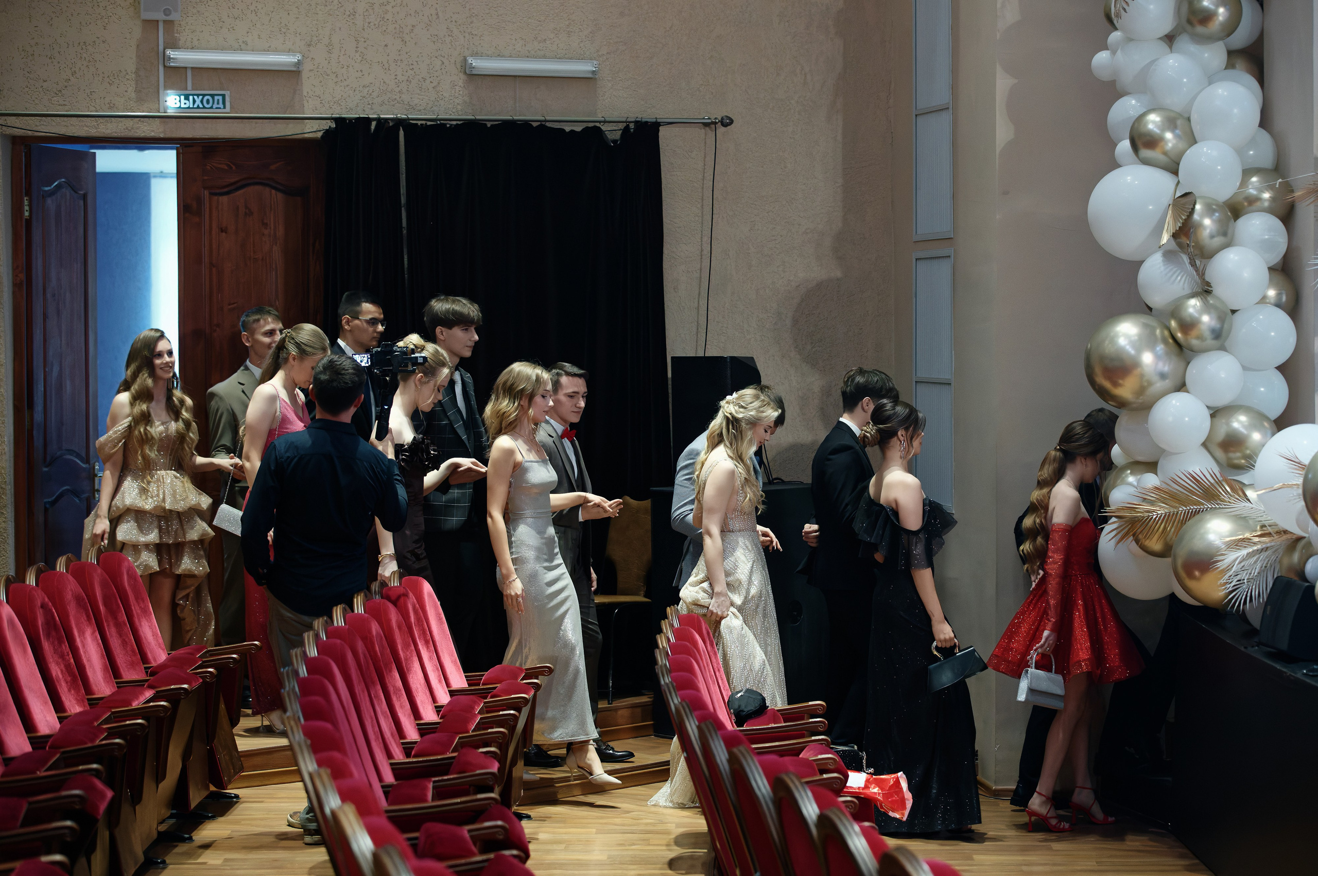 Выпускной школы 56 11Б. Семейный фотограф — Макс Белогрудов