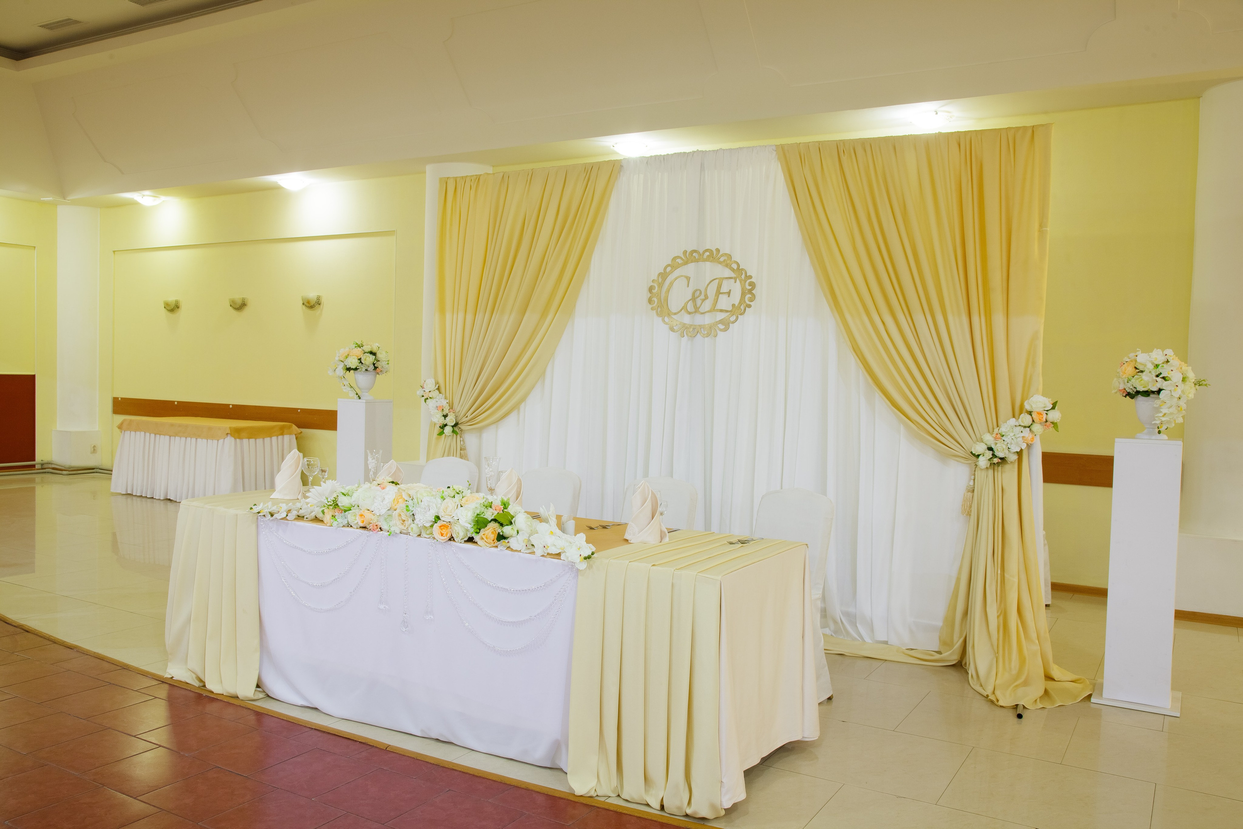 Банкетный зал «Амакс Отель». Фотограф Сергей Феденко