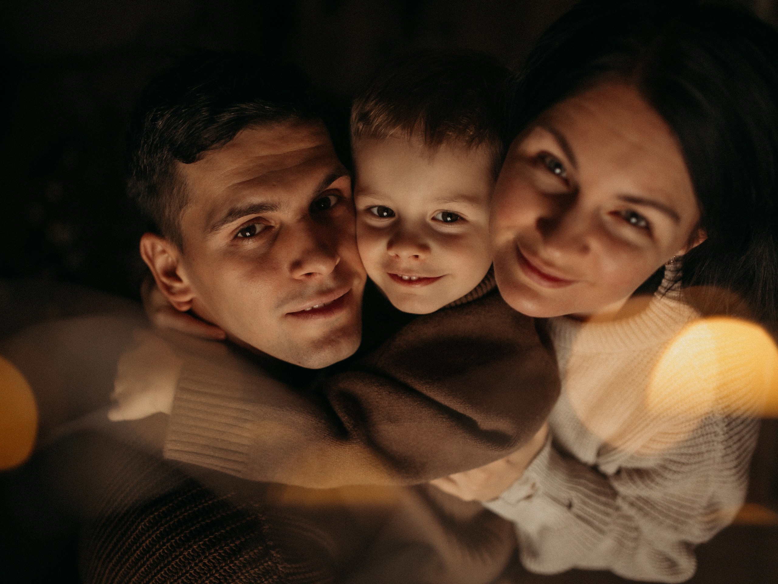 Ира, Дима и Костик с Лерочкой. Семейный фотограф в Москве и Люберцах Юлия Гуськова