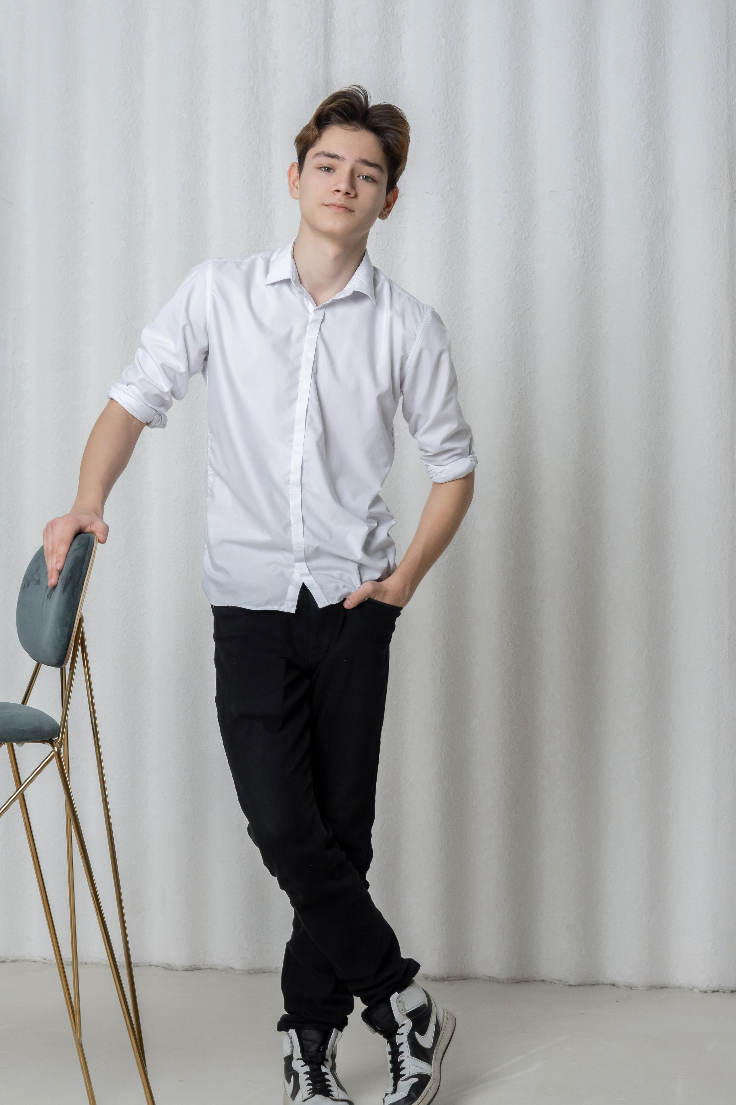 Студийная фотосессия на выпускной альбом. Ольга Плаксина фотограф в Саратове