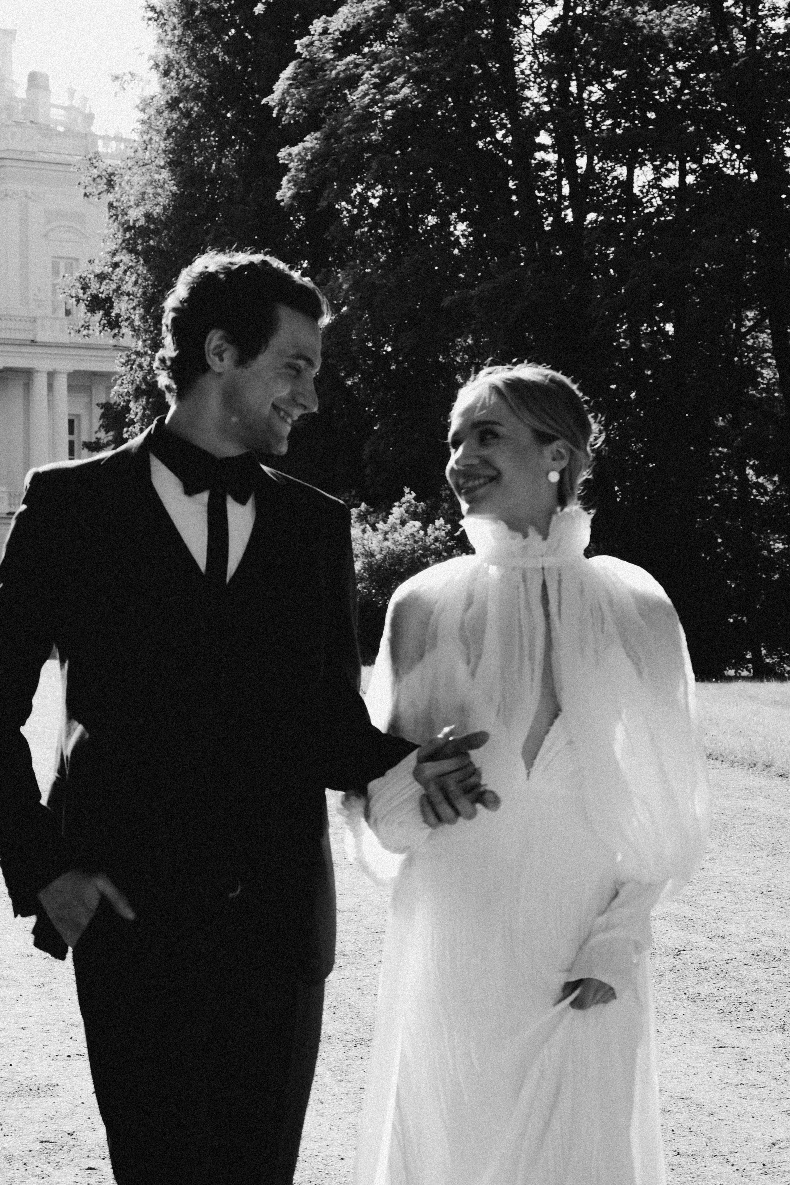 СВАДЕБНАЯ СЬЕМКА В ПАРКЕ ОРАНИЕНБАУМ. Профессиональный фотограф, Санкт-Петербург — Виктория Богомолова