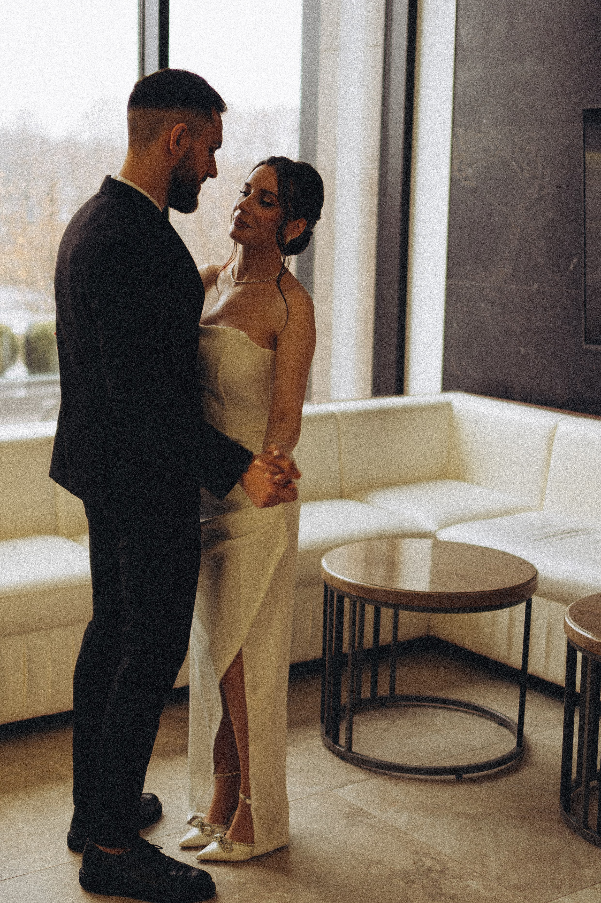 СВАДЕБНАЯ СЬЕМКА СБОРОВ ЖЕНИХА И НЕВЕСТЫ В ОТЕЛЕ И ТАКЖЕ ФОТОСЕССИИЯ В ОТЕЛЕЕ МЕГАПОЛИС БРЯНСК. Профессиональный фотограф, Санкт-Петербург — Виктория Богомолова