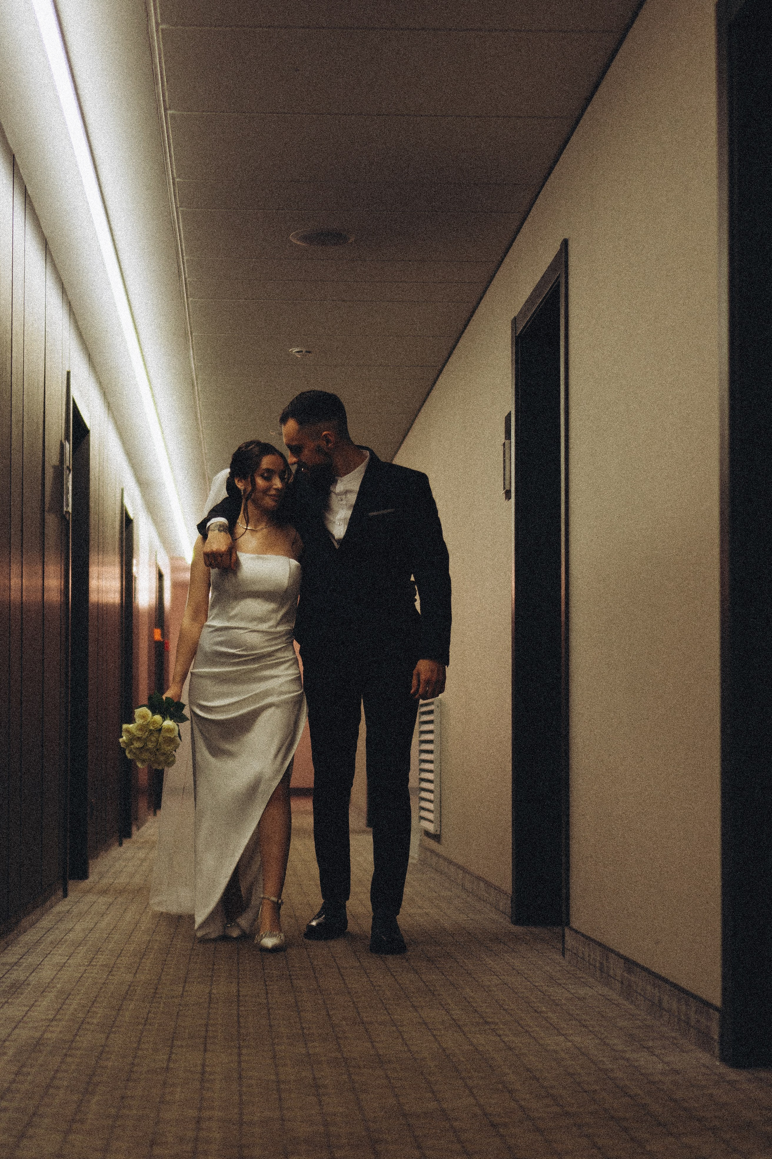 СВАДЕБНАЯ СЬЕМКА СБОРОВ ЖЕНИХА И НЕВЕСТЫ В ОТЕЛЕ И ТАКЖЕ ФОТОСЕССИИЯ В ОТЕЛЕЕ МЕГАПОЛИС БРЯНСК. Профессиональный фотограф, Санкт-Петербург — Виктория Богомолова