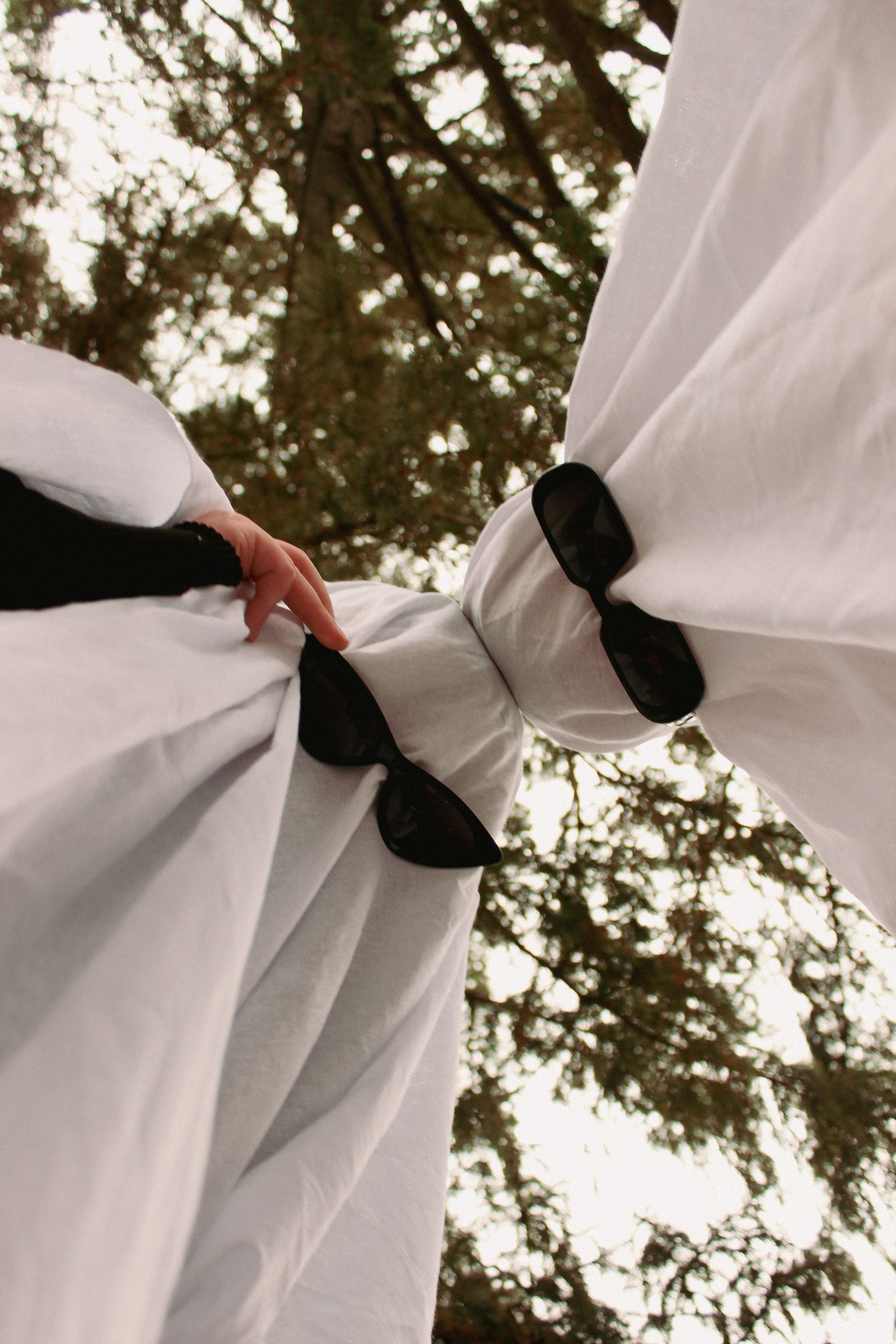 Милые привидения Алёна и Альбина. Фотограф Красноярск