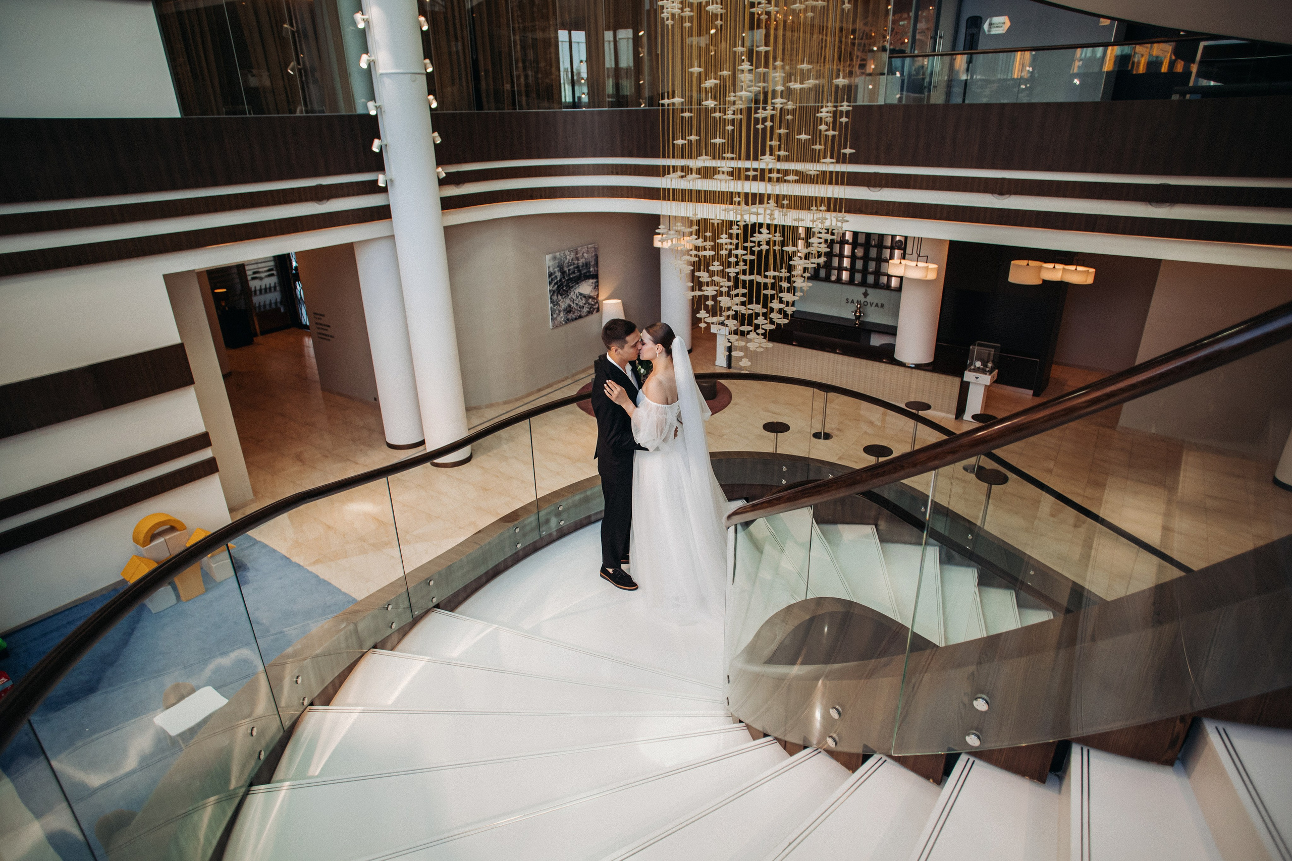 Vlad & Nadya (Saint-Petersburg, Russia). Destination wedding photographer Peter Letu