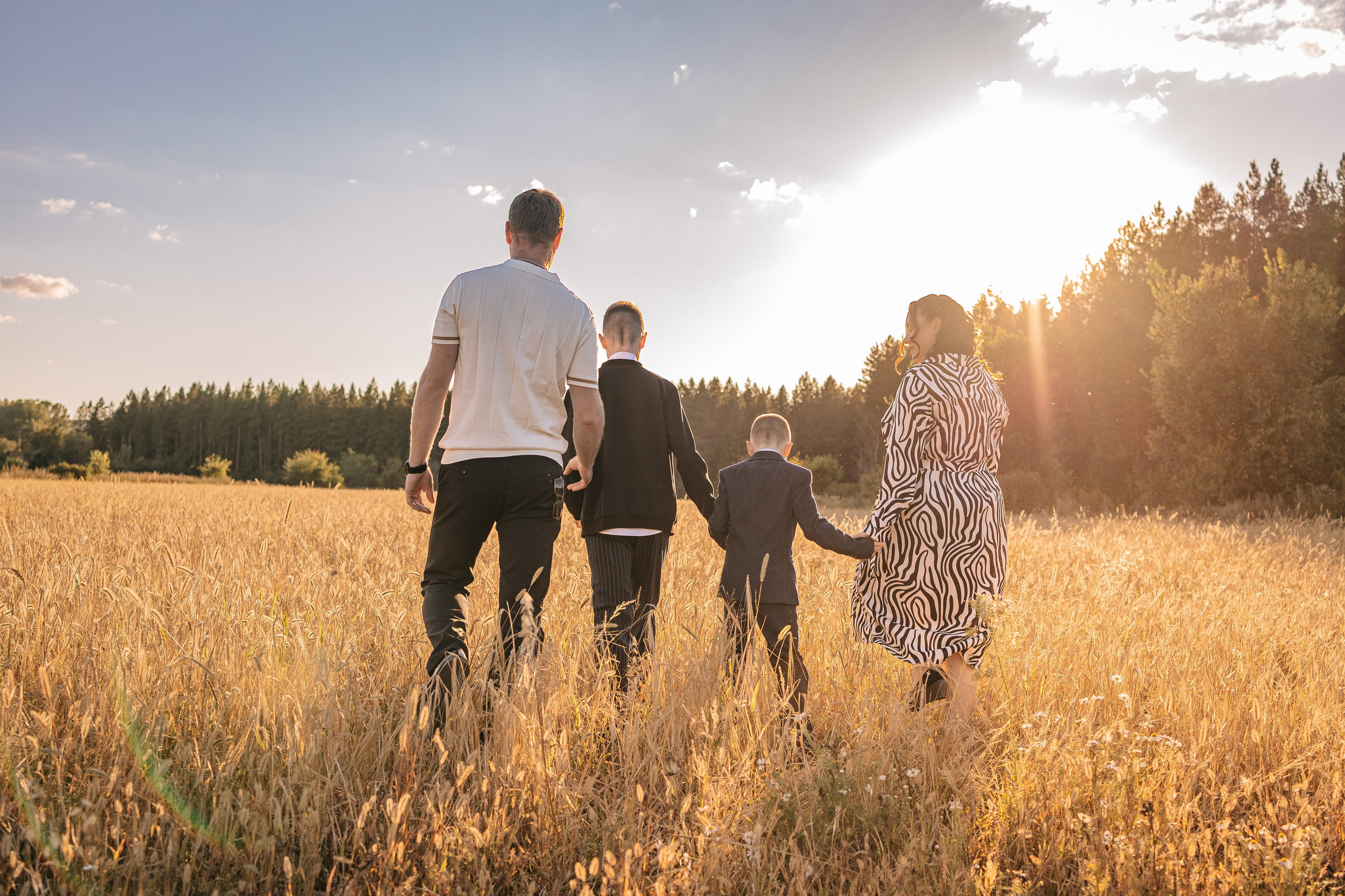 Семейная фотосессия. Фотограф Медногорск Кувандык Оксана Шерехода свадебные, семейные, индивидуальные, школьные фотосессии. Печать фотоальбомов
