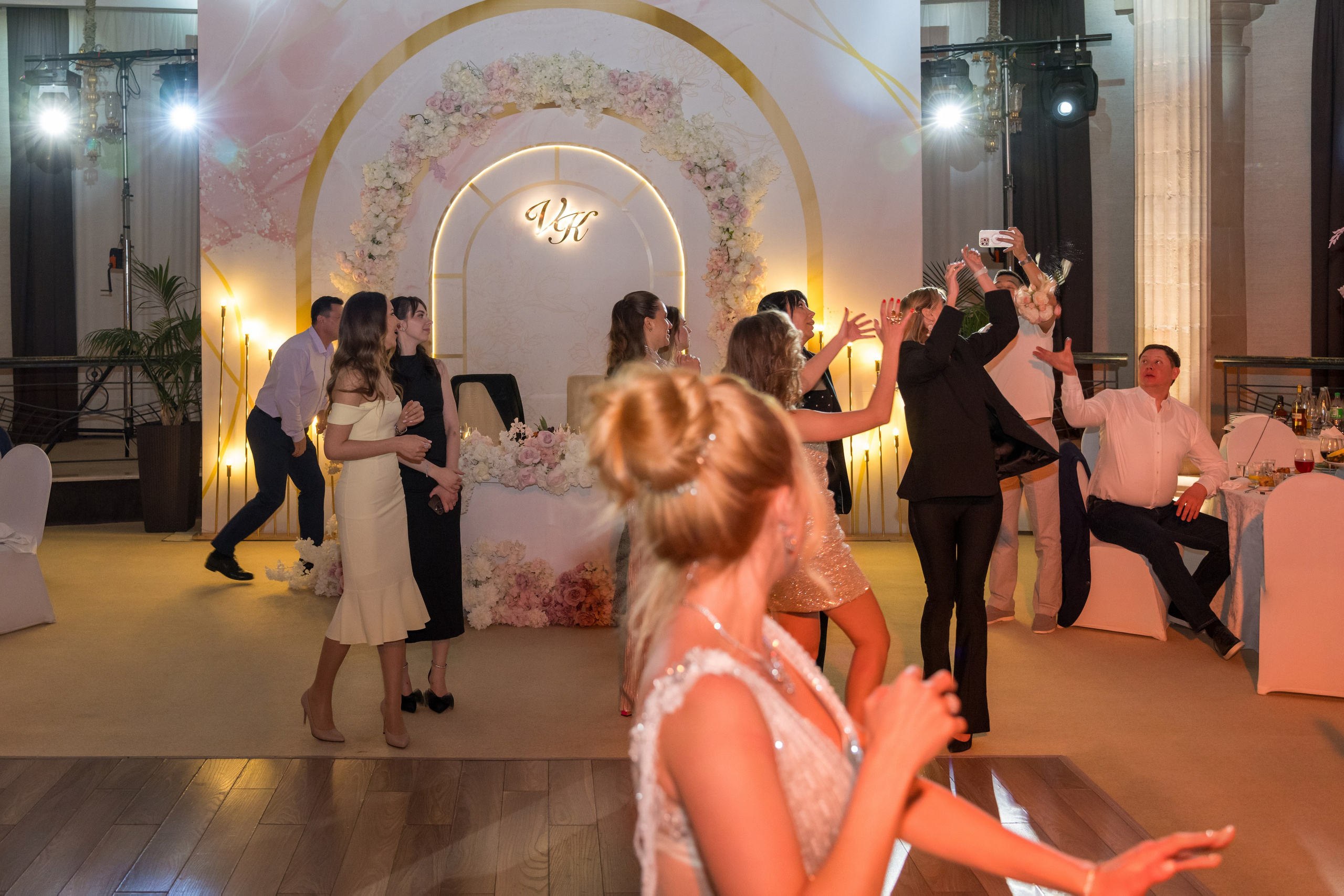 Виктор & Кристина. Семейный и контент фотограф в Москве Alira