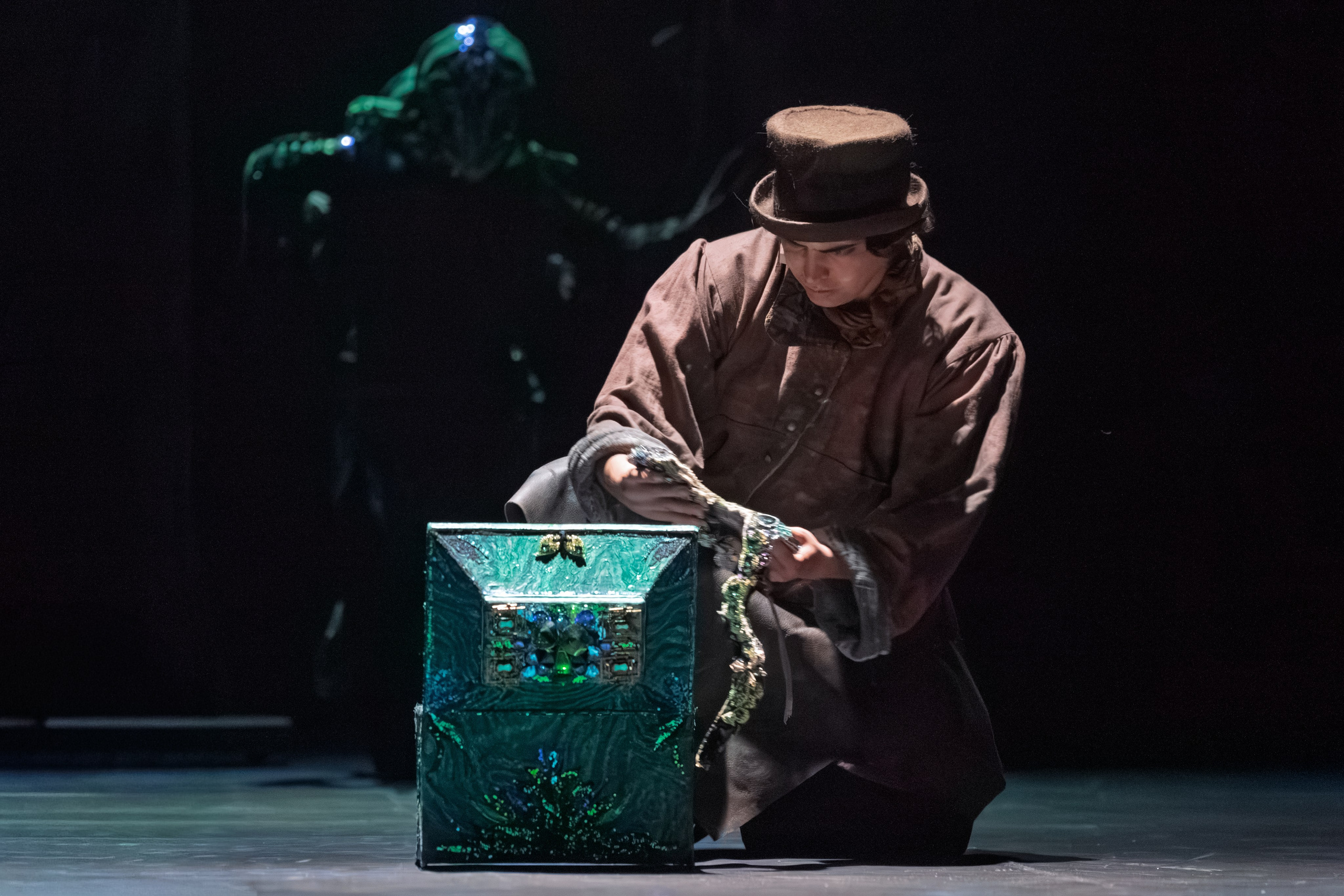 Театр Терезы Дуровой: Малахитовая Шкатулка. Сайт фотографа Сергея Абрамова