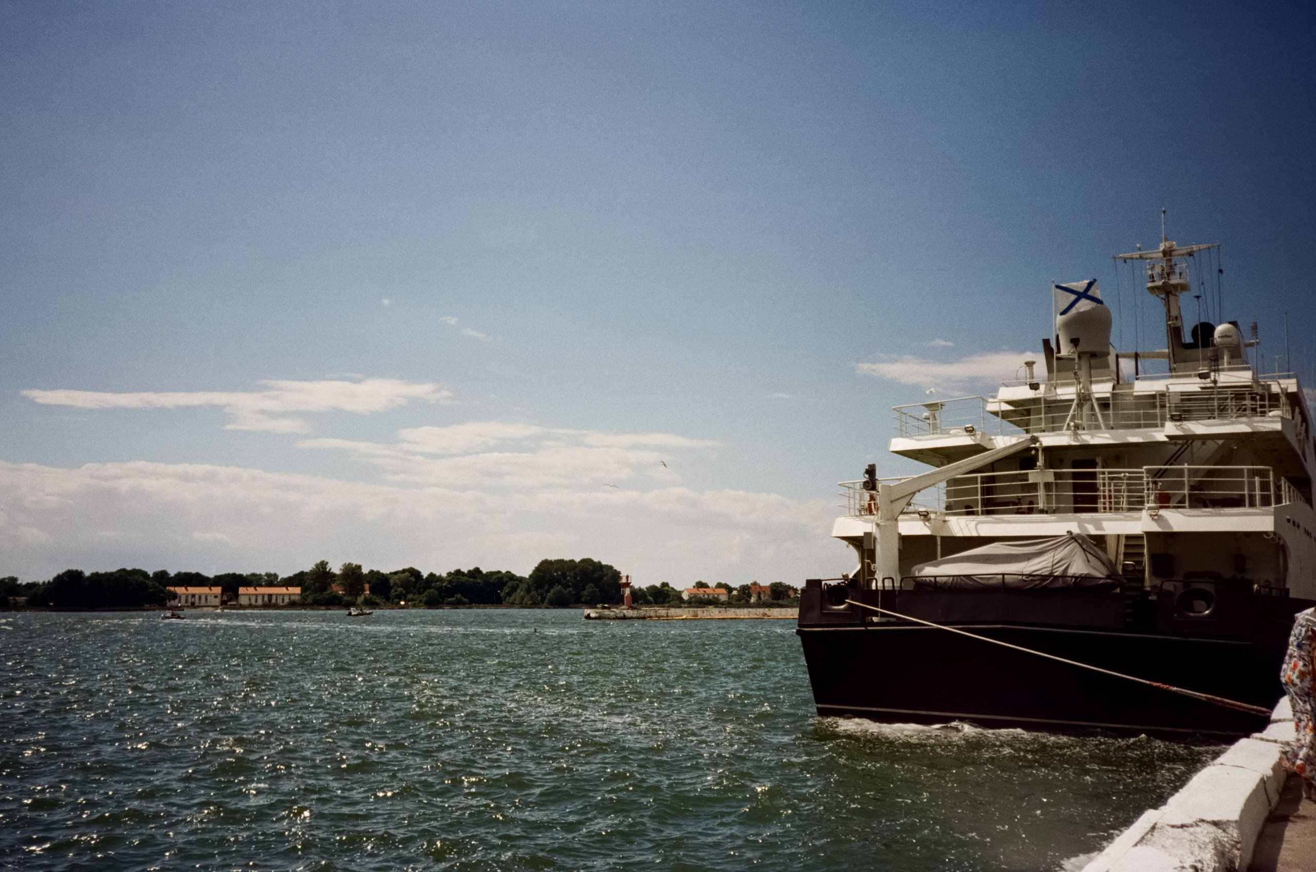 Балтийск.Море, корабли, маяк и улочки города. Фотограф-документалист Мария Осокина