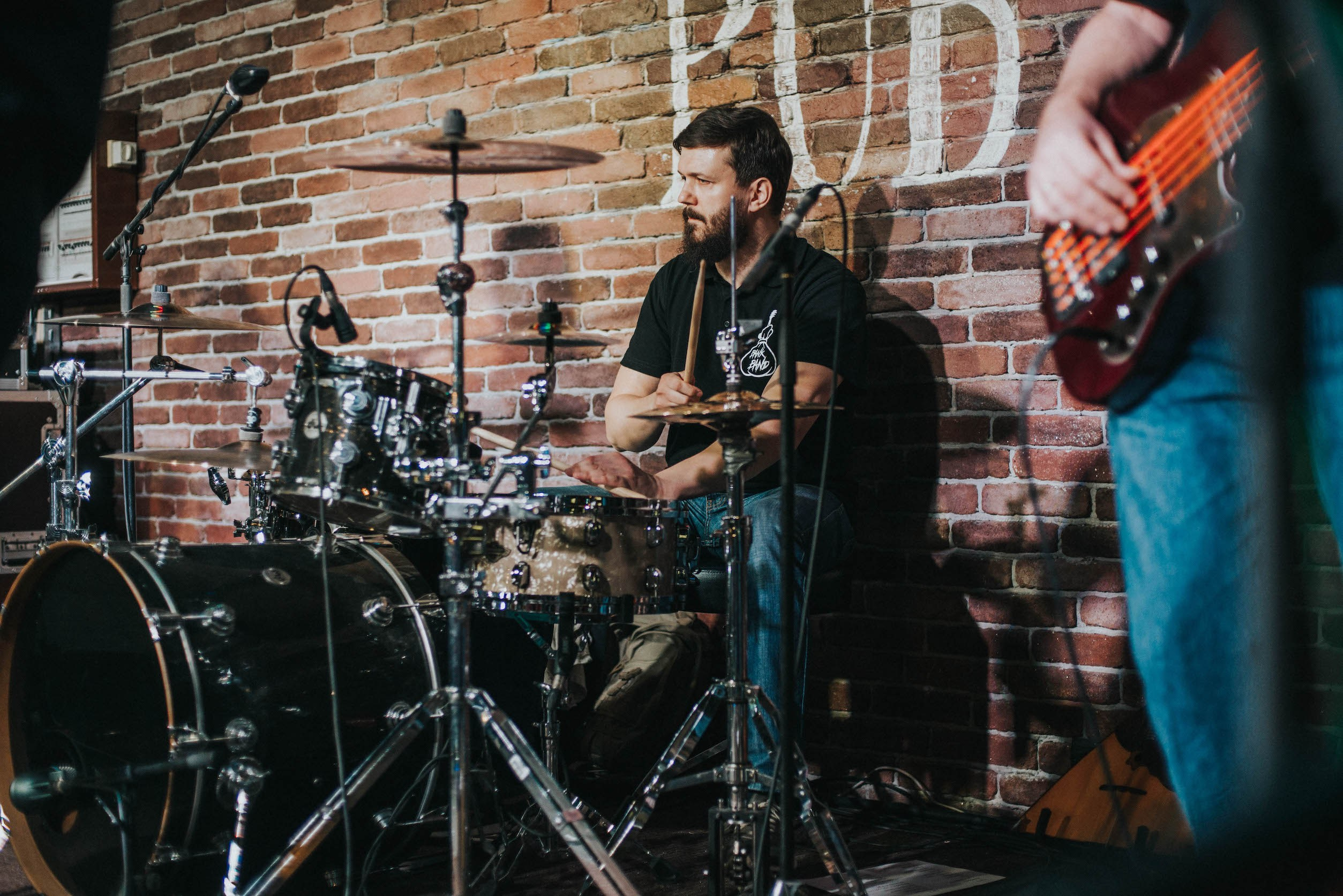 LifePub 16.03.2022. Московская кавер-группа BankBand