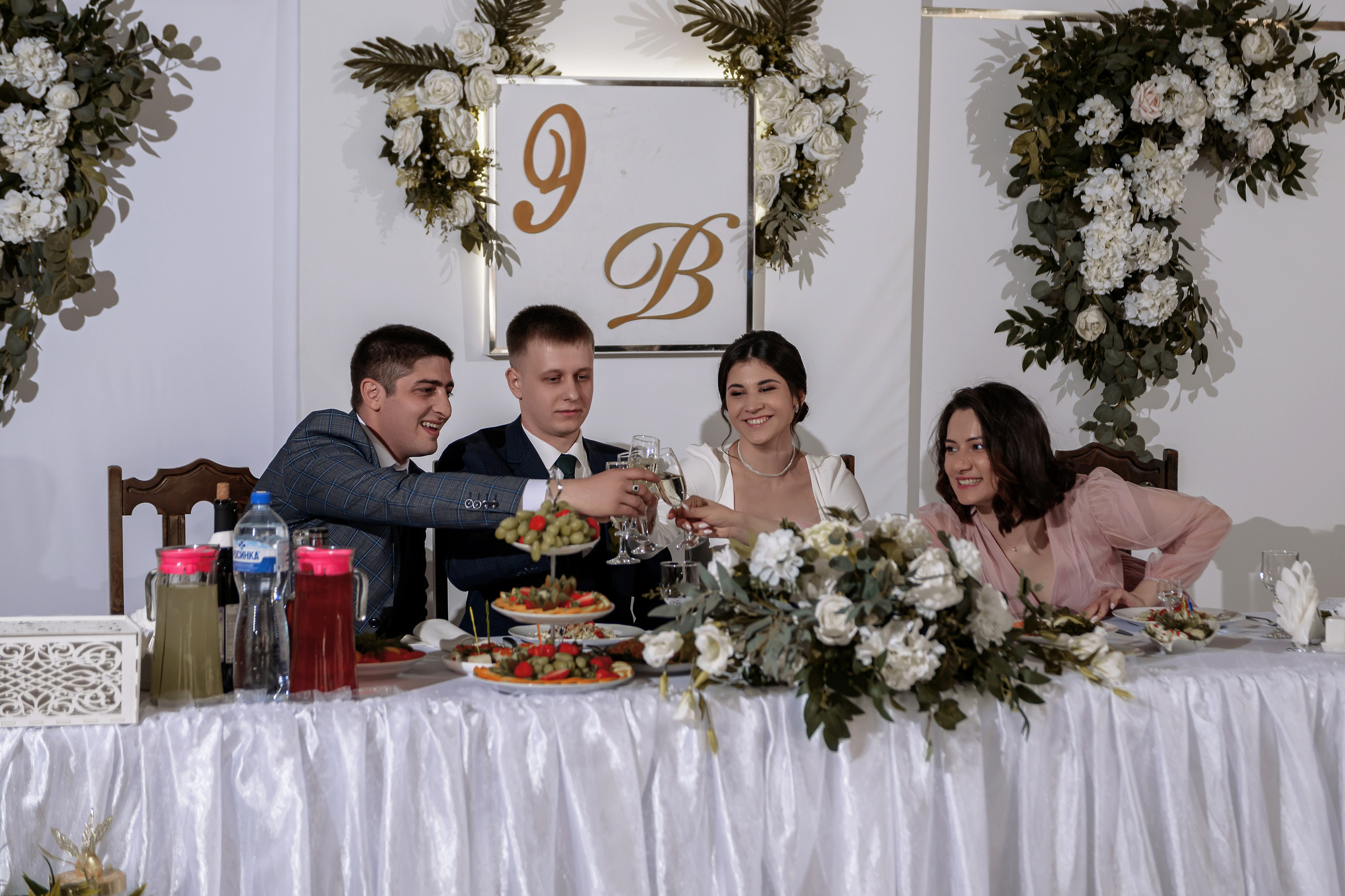 Эдуард и Виктория. Свадебный фотограф Белгород Валуйки Старый Оскол Воронеж