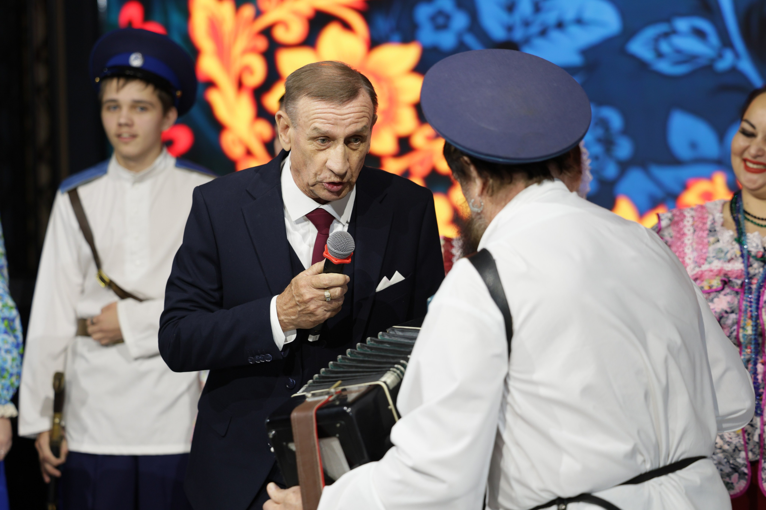 Прыжок длиною в жизнь. Фотограф свадебный, репортажный, индивидуальный, фото для маркетплейсов, брендов, автосалонов