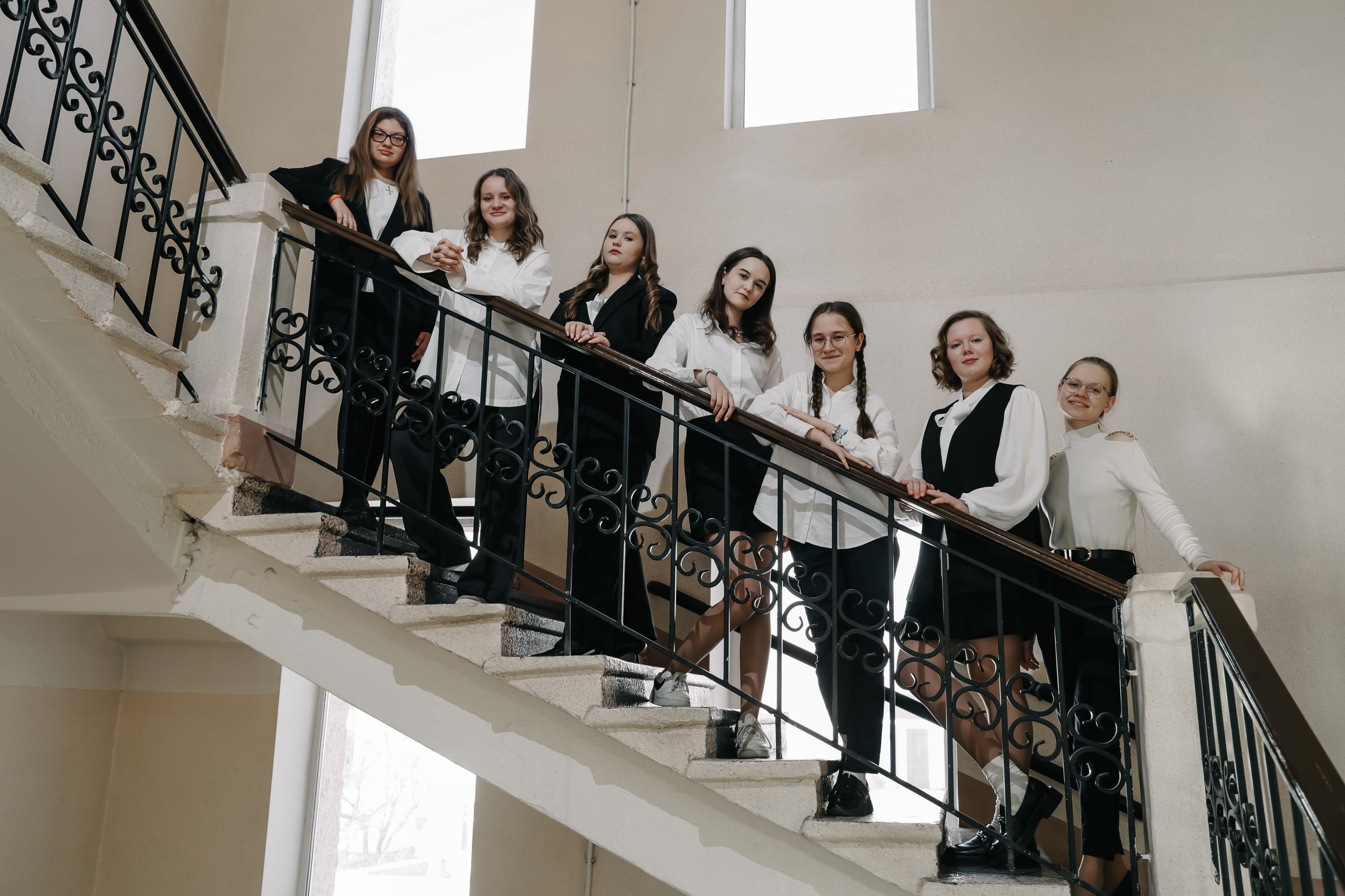 Школьные. Фотограф свадебный, репортажный, индивидуальный, фото для маркетплейсов, брендов, автосалонов