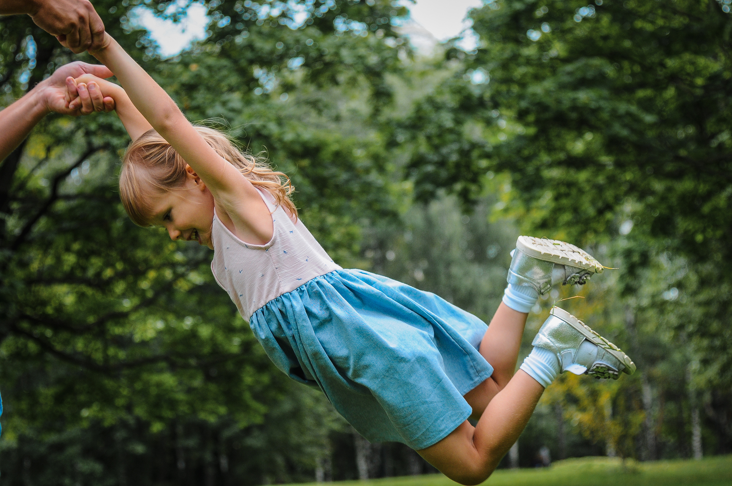 2020 Семейная фотопрогулка Максим, Ольга, Артем и Алиса. Семейный, портретный, репортажный фотограф lifestyle в Москве и Кирове