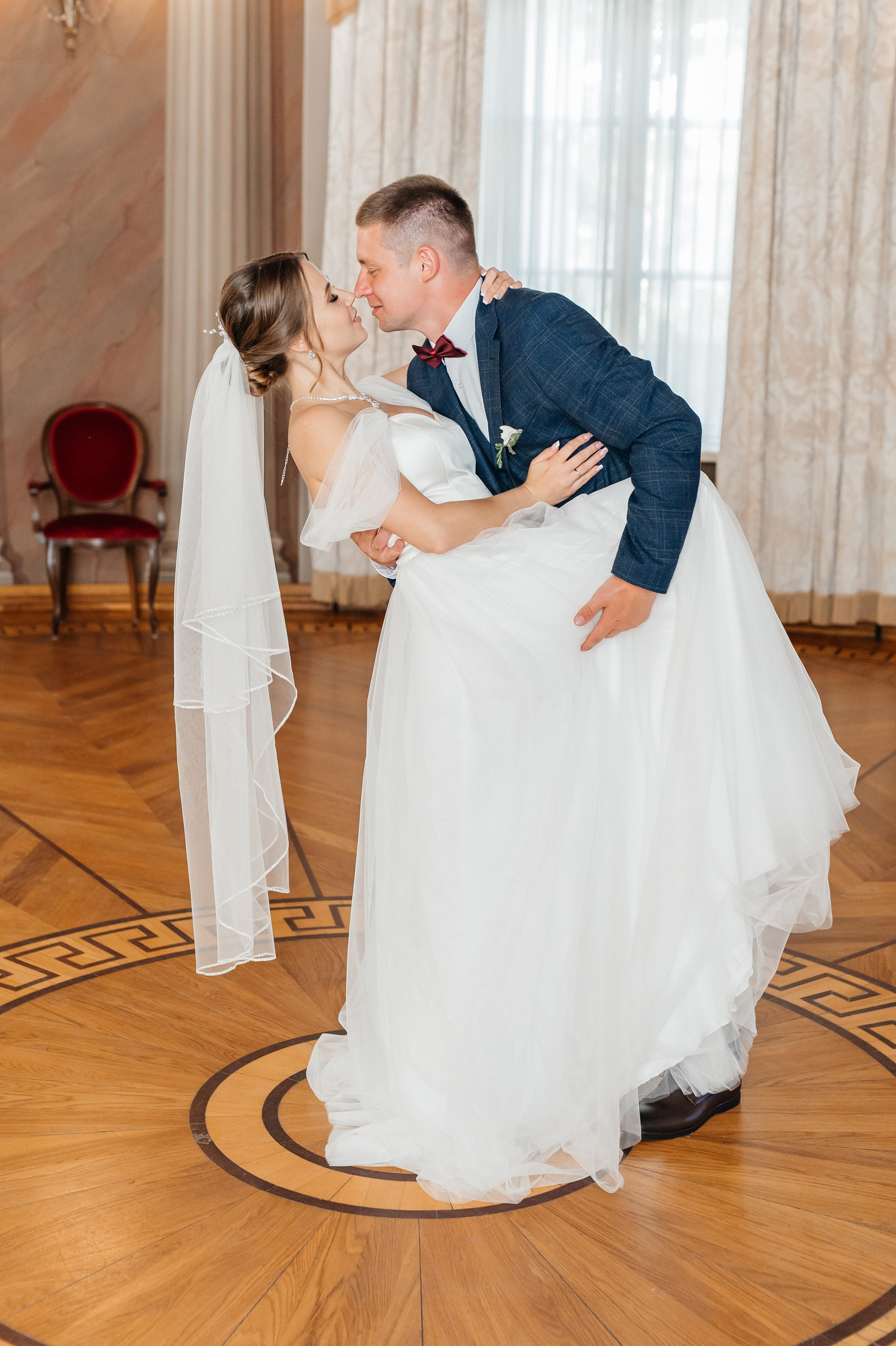 Свадебная фотосессия. Фотограф Арина Агапова. Подольск, Москва https://arinafoto.wfolio.pro/
