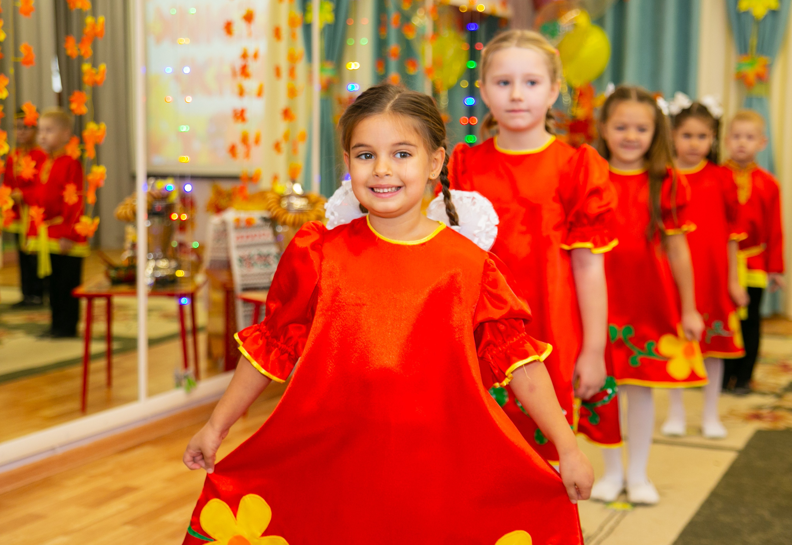 Выпускные и Утренники. Фотограф новорожденных и семейный фотограф НСО г. Бердск Марина Львова