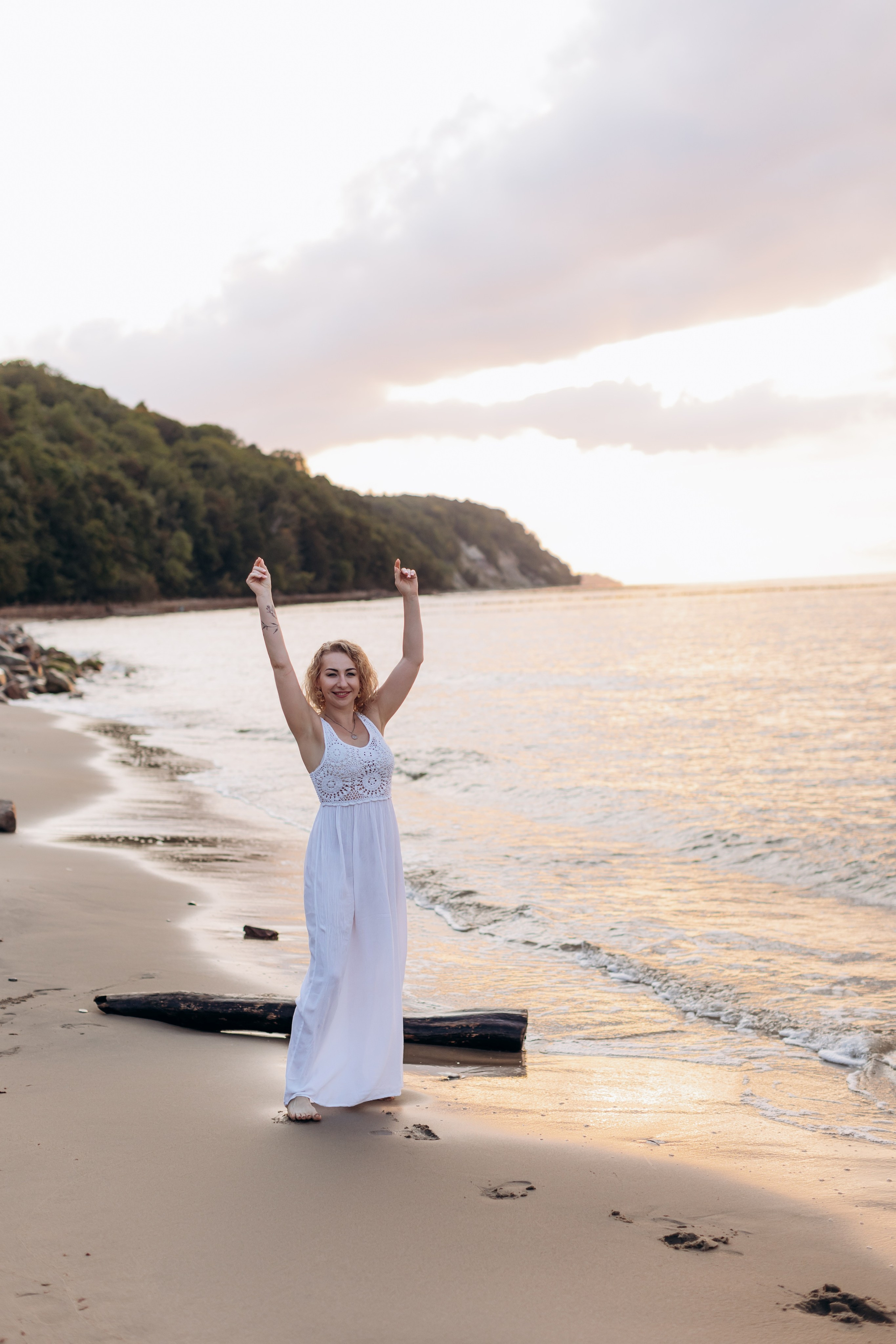 Подруги Отрадное море лето закат. Фотограф в Калининграде свадебная фотография, репортажная, фотосессии