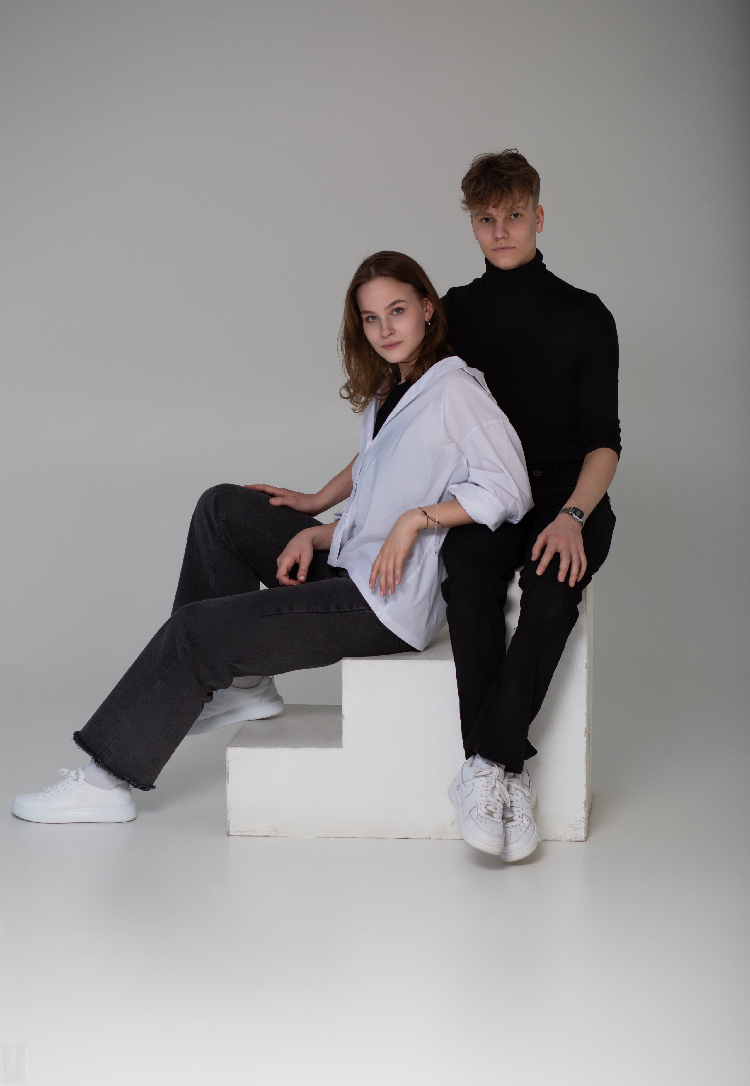 Даниил и Мария.Студийная съемка. Главная
