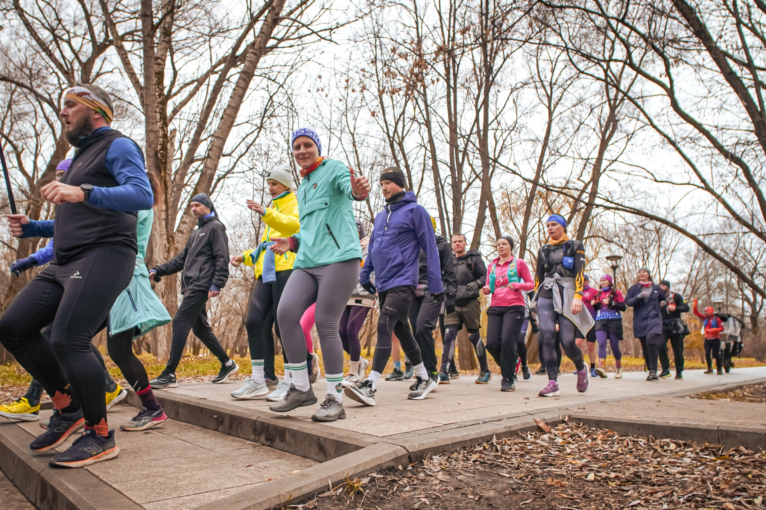 #марафонудома #яuzarun 2024 2-я петля, группа 6:30. Роман Капилюшов. Бег. Фото. Видео. г. Люберцы
