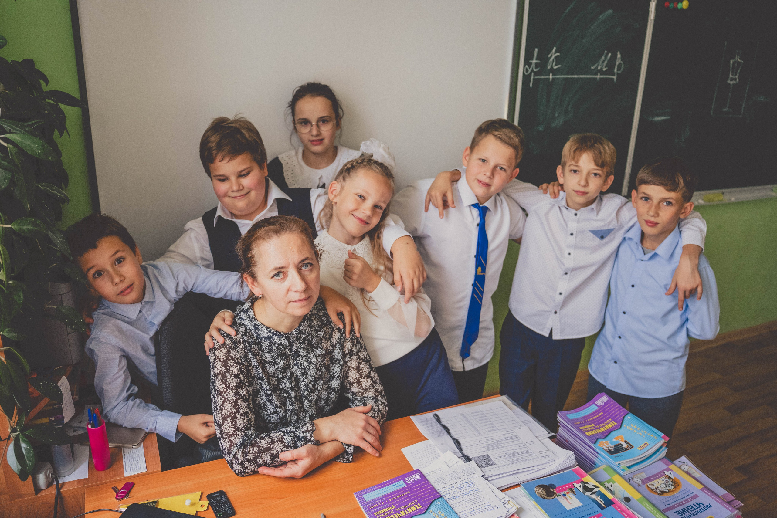 Классбук Гимназия 32 Иваново. Ирина Коновалова школьный фотограф. Выпускные альбомы Ярославль