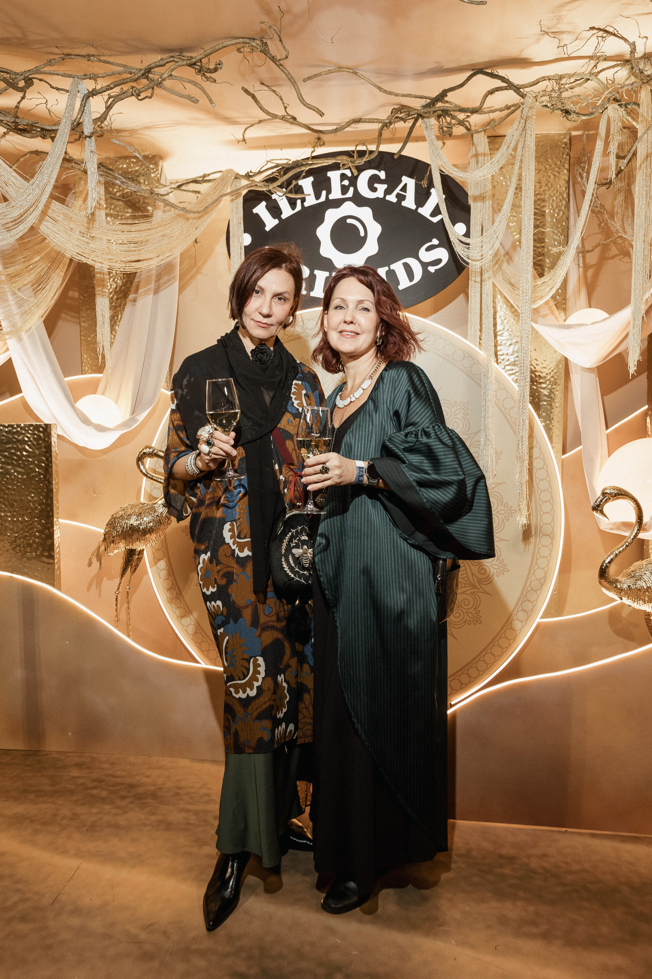 ILLEGAL FRIENDS — MIRAGE [PART I]. СВОИ. ФОТООТЧЕТЫ-СОБЫТИЯ-МЕСТА