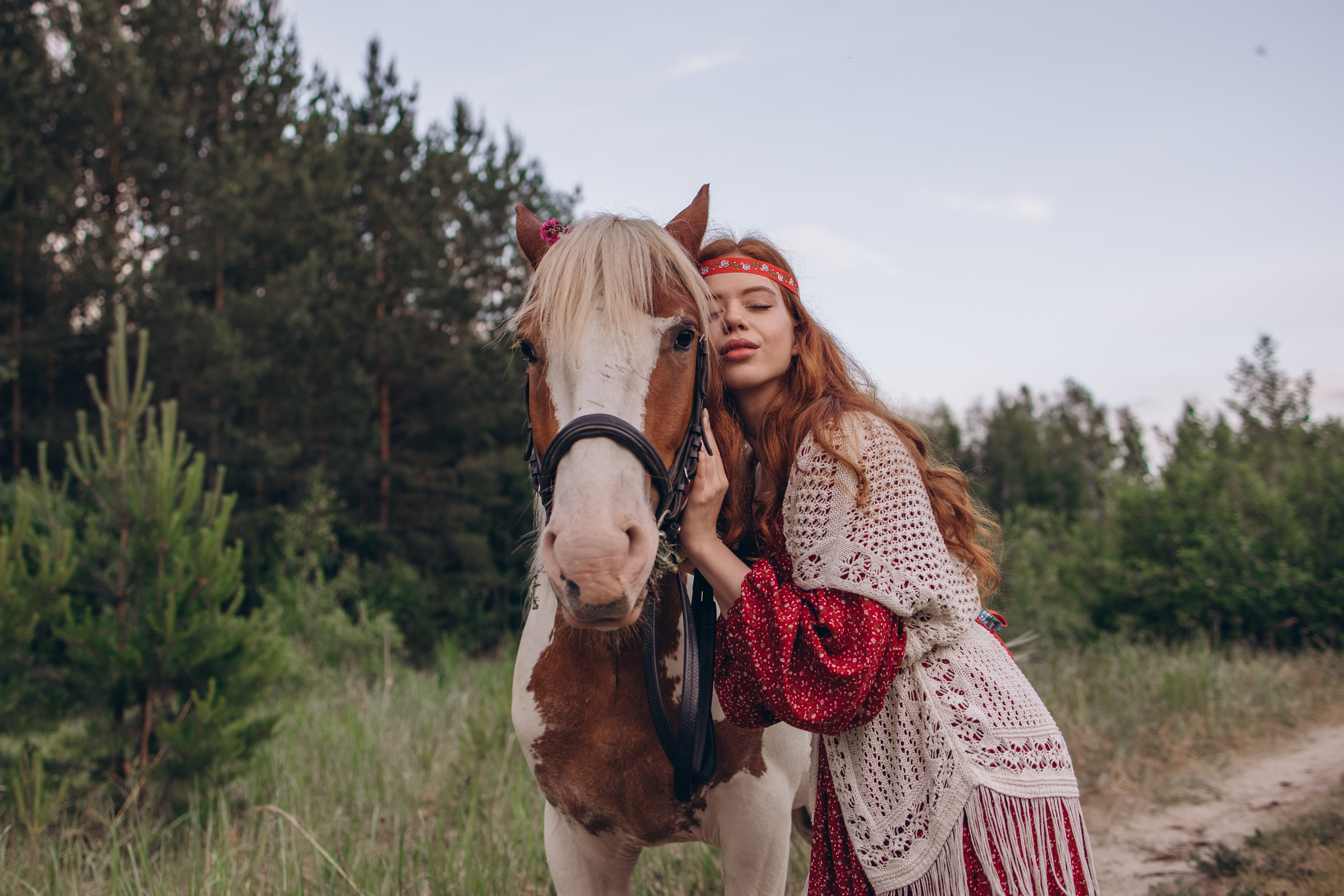 Фотоистория Кристина с лошадкой. Семейный и детский фотограф Оля в Тюмени