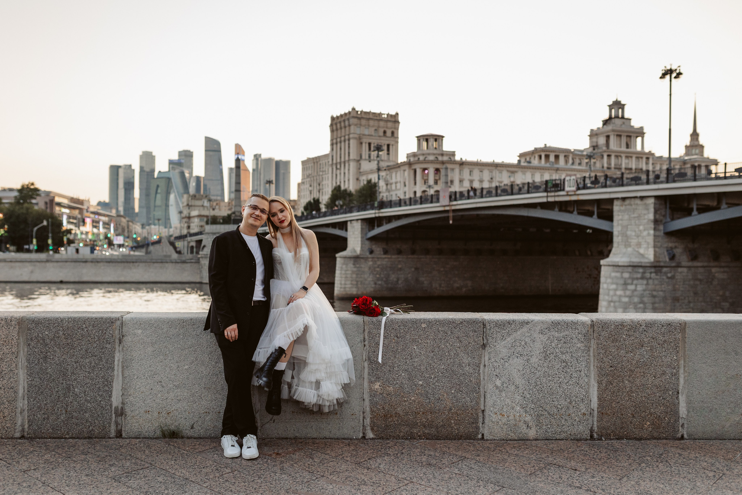 Арбат и набережная. Свадебный фотограф Курзина Ольга | Москва