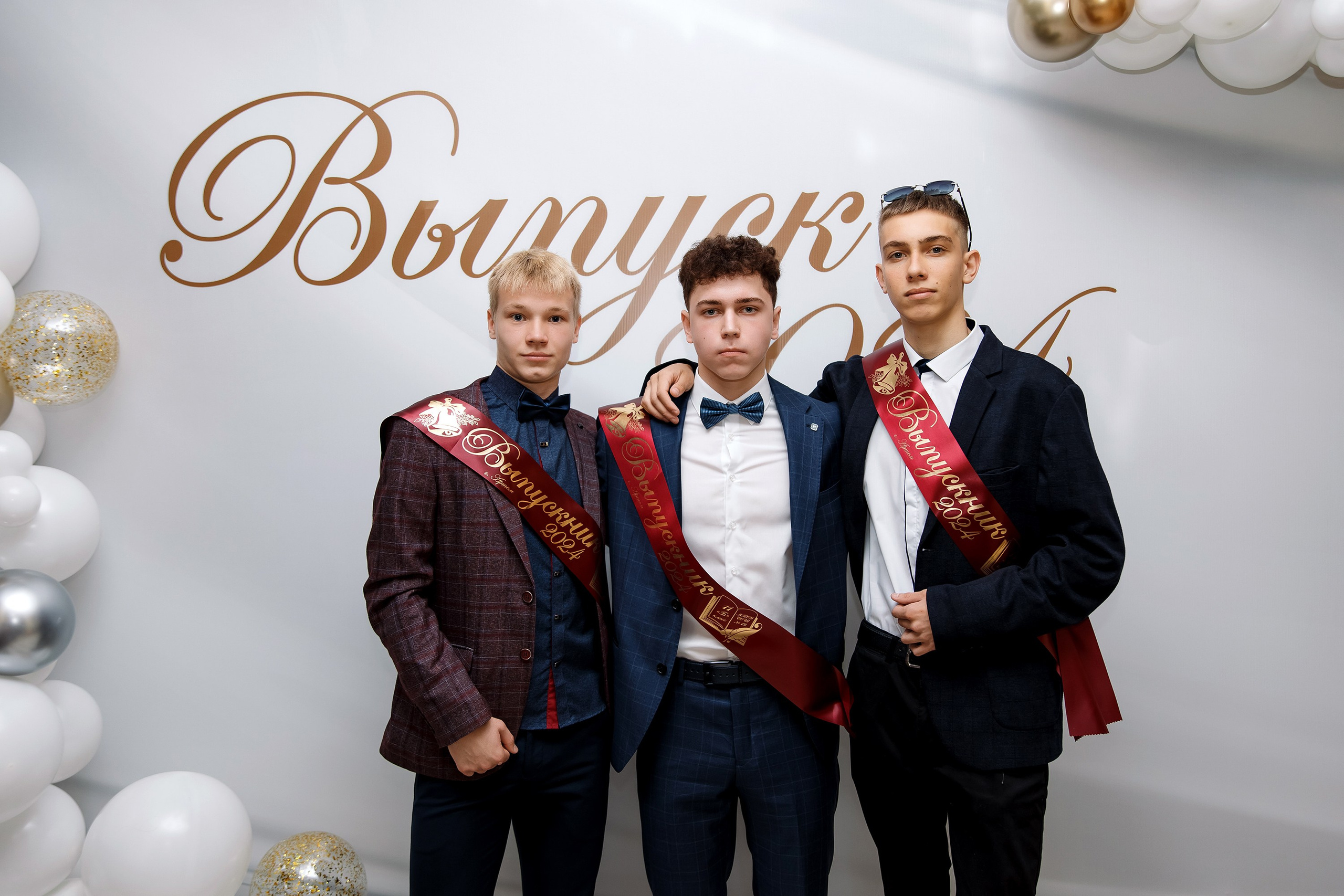 11 класс Последний звонок. Фотограф Любовь Корниенко, Примоский край