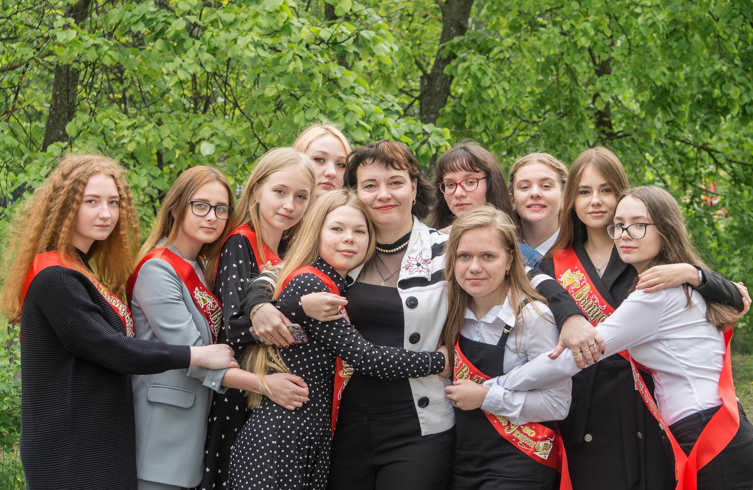 Фотосъемка в детском саду фотосъемка в школе Дипломы Выпускник Фотопла. Фотосъемка в детском саду и школе. Фотоальбомы и фотокниги ВЫПУСКНИК