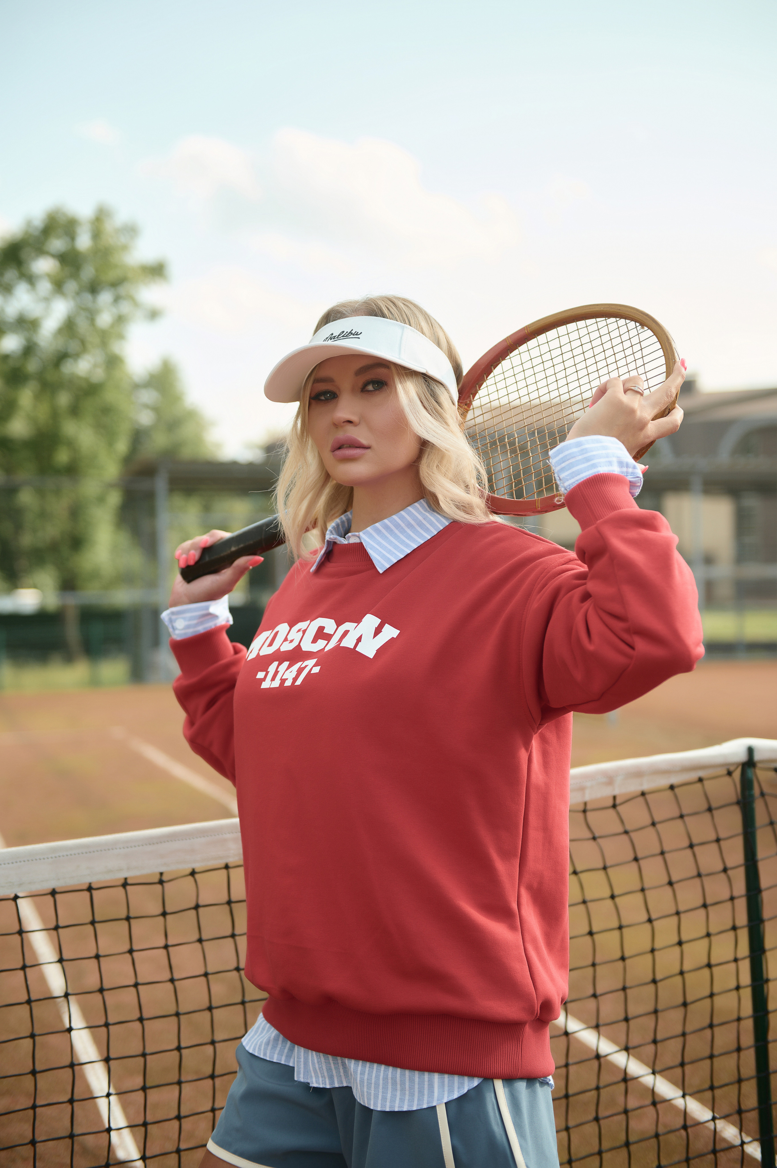 Фотодень ЛЕТО. СОЛНЦЕ. КОРТ. Фотограф в Туле|Москве. Контент-съёмка, женские портреты, репортажные и съёмки для брендов