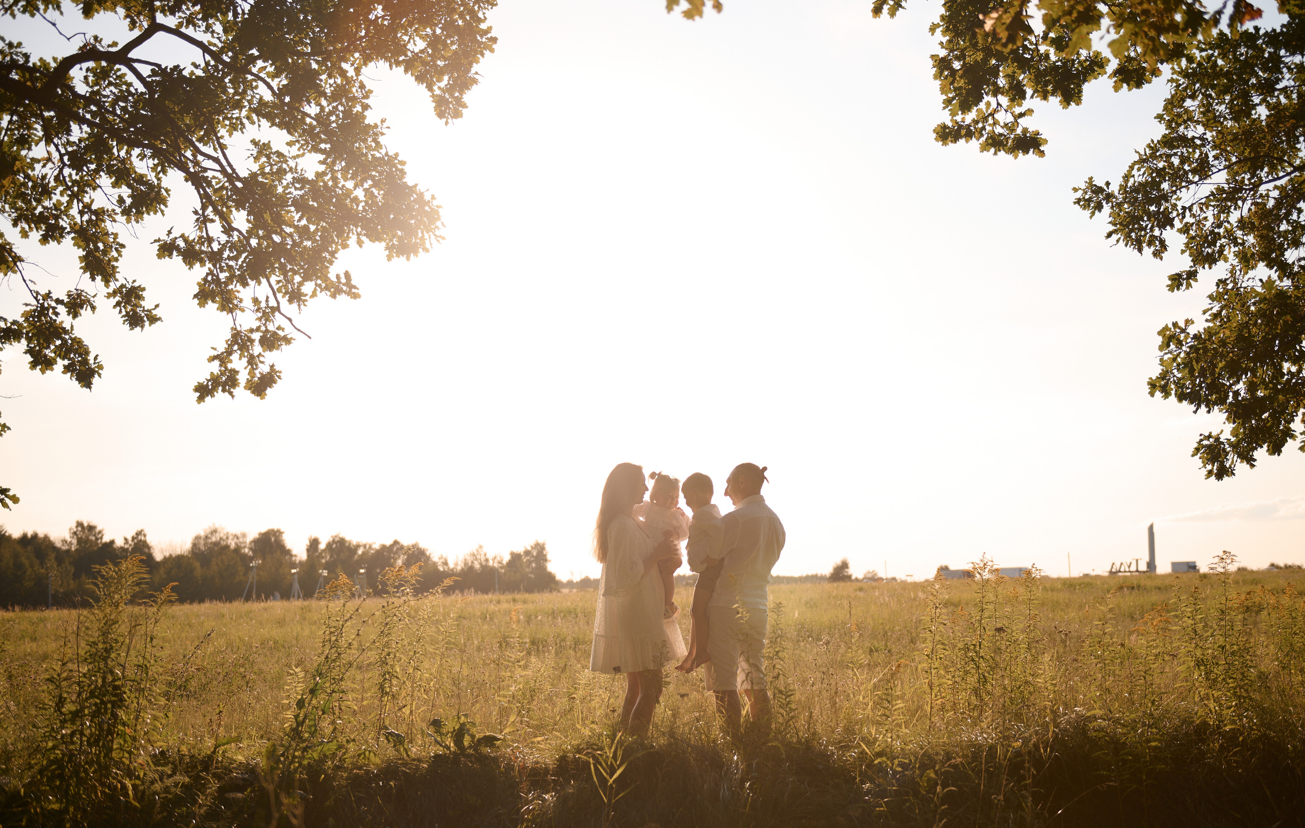 Дубовая аллея. Фотограф в Туле|Москве. Контент-съёмка, женские портреты, репортажные и съёмки для брендов