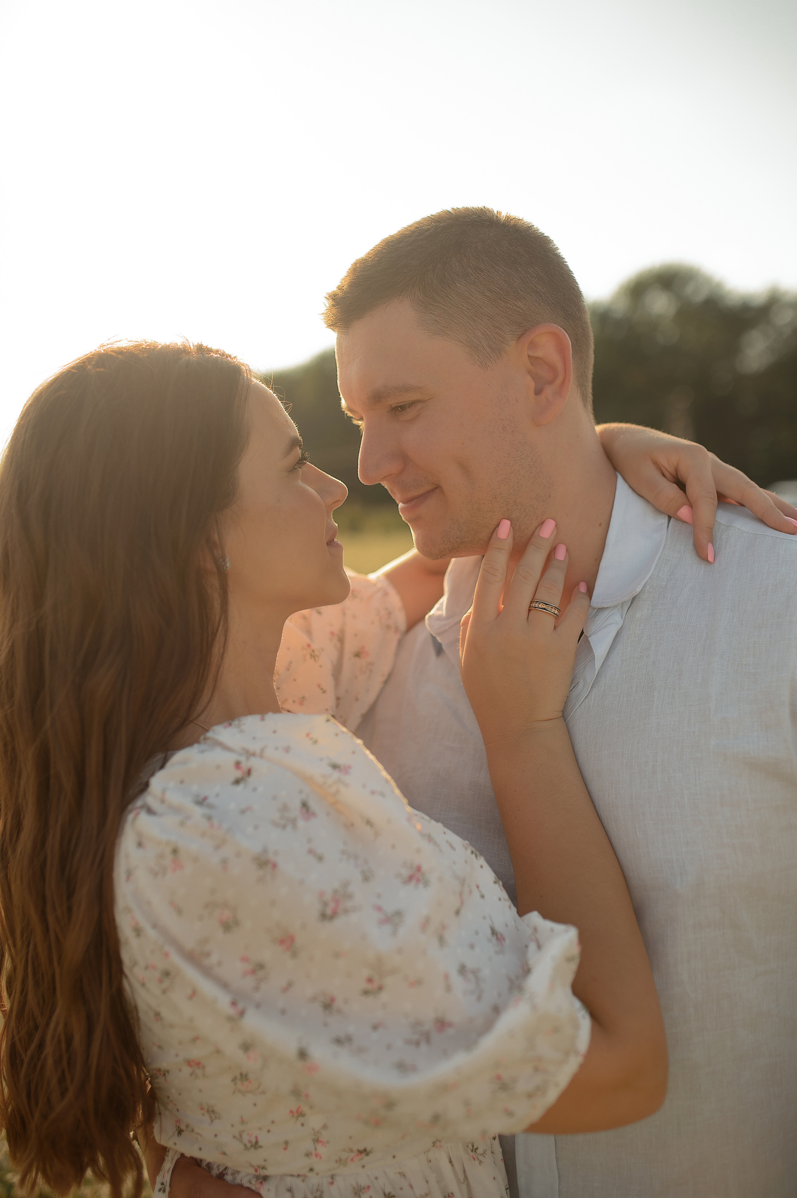 Семейная фотосъёмка в поле. Фотограф в Туле|Москве. Контент-съёмка, женские портреты, репортажные и съёмки для брендов