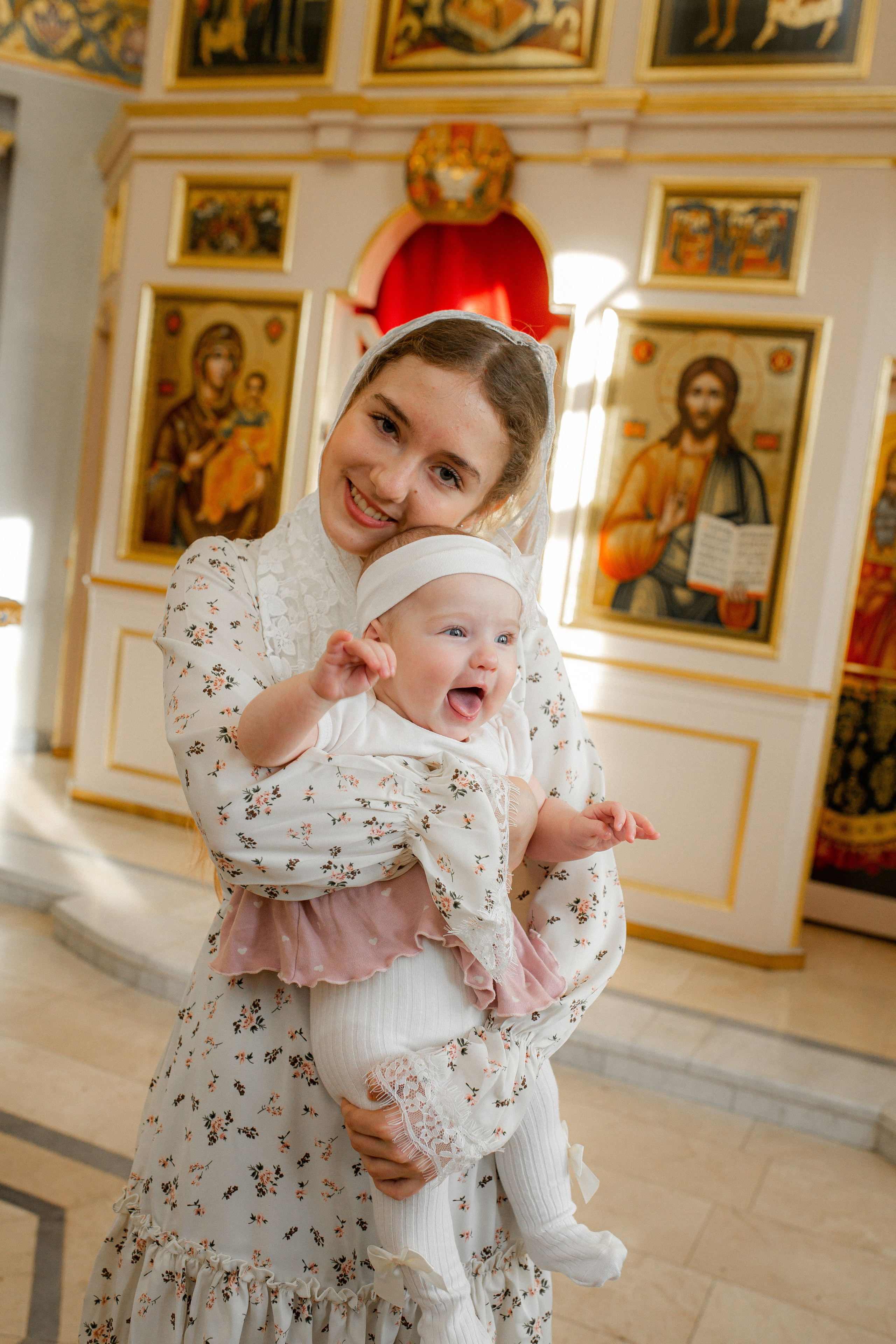 Церковь Рождества Пресвятой Богородицы в Крылатском. Свадебный и семейный фотограф