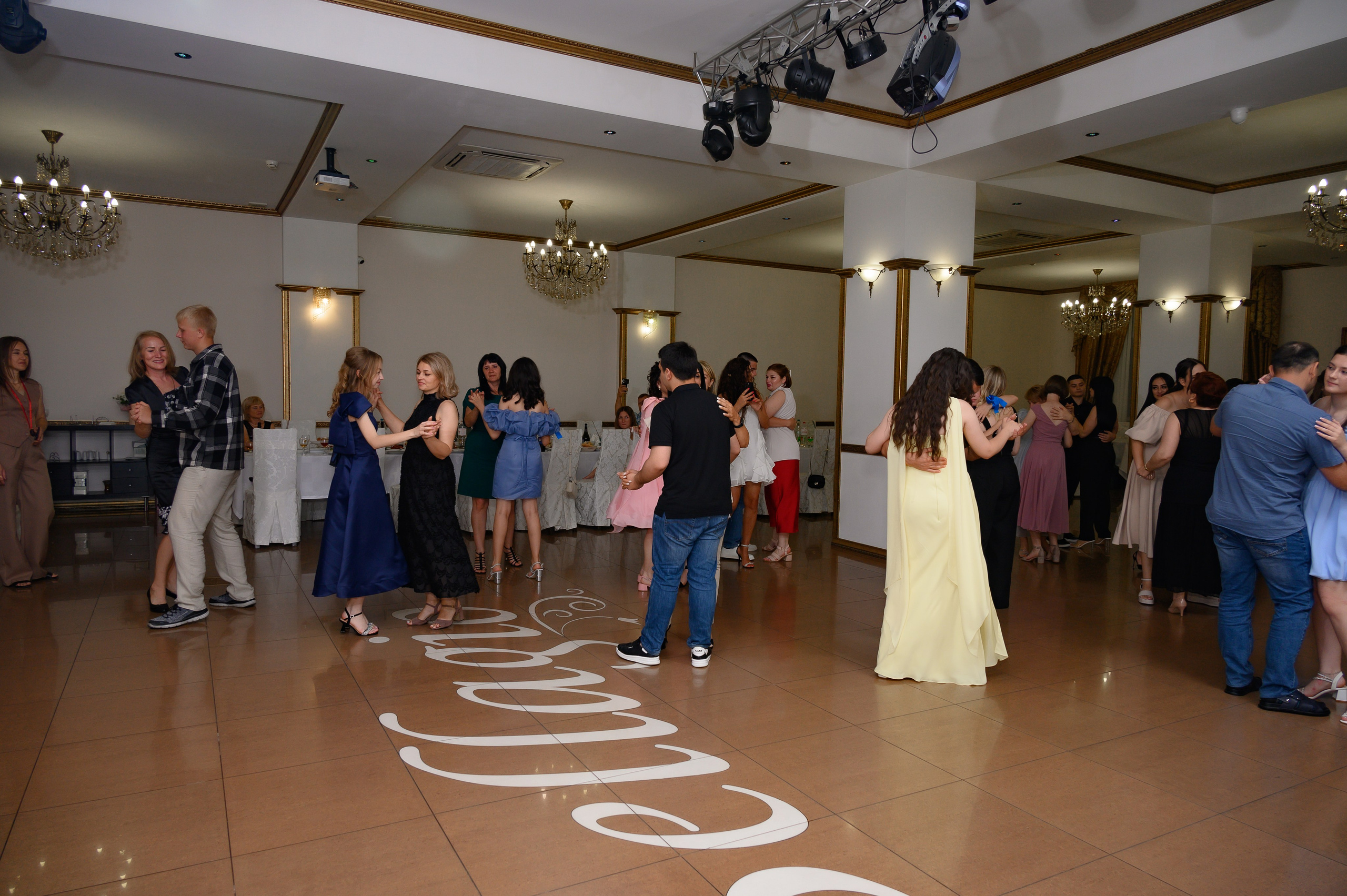 Выпускной 2025 9 кл. Семейный и детский фотограф в Новороссийске Лебедева Елена