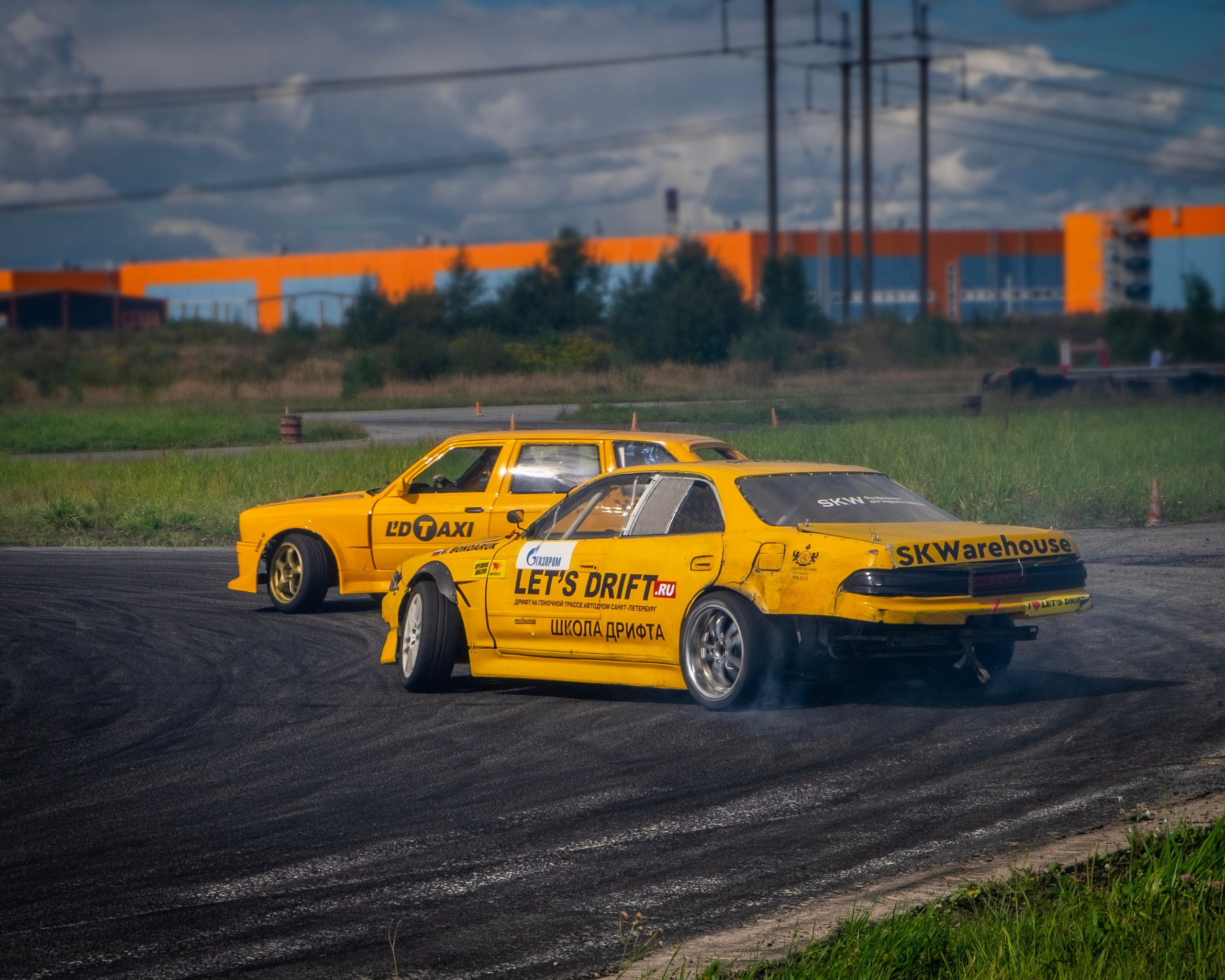 AUTODROM FEST. Автомобильные фотографии и рисунки в Санкт-Петербурги Пашков Дмитрий